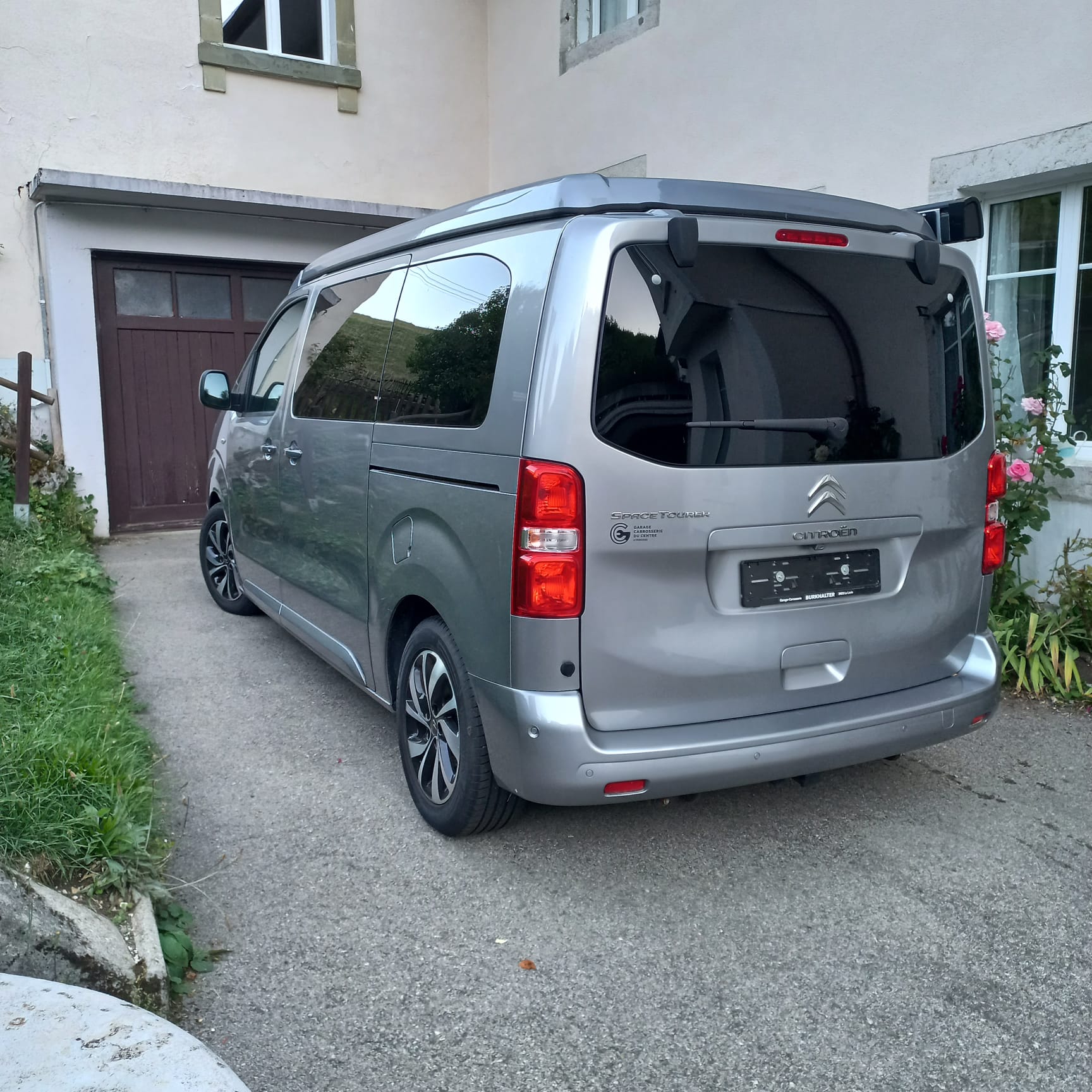 CITROEN 2.0 BlueHDi 140 Feel S/S-image-1