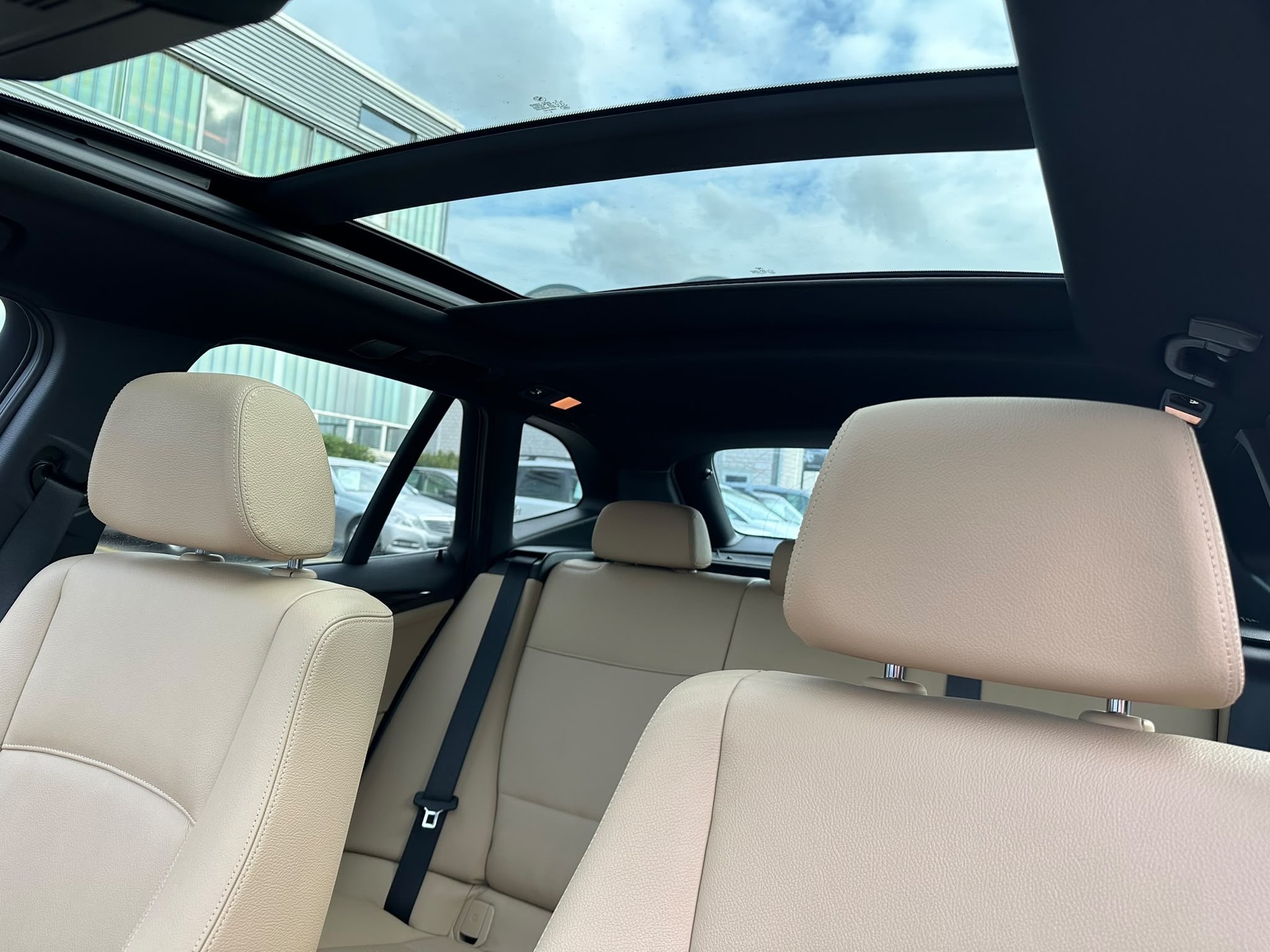 BMW X1 xDrive 23d Steptronic-image-18