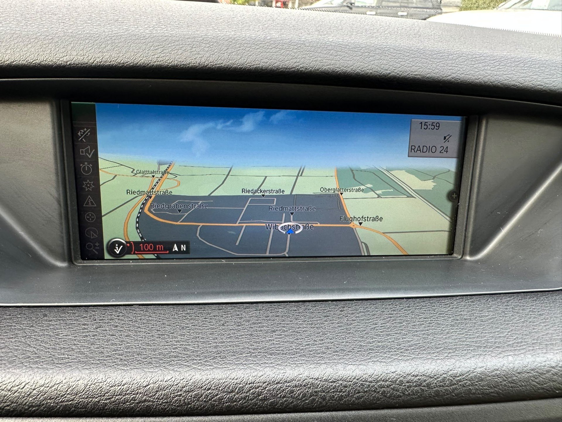 BMW X1 xDrive 23d Steptronic-image-15