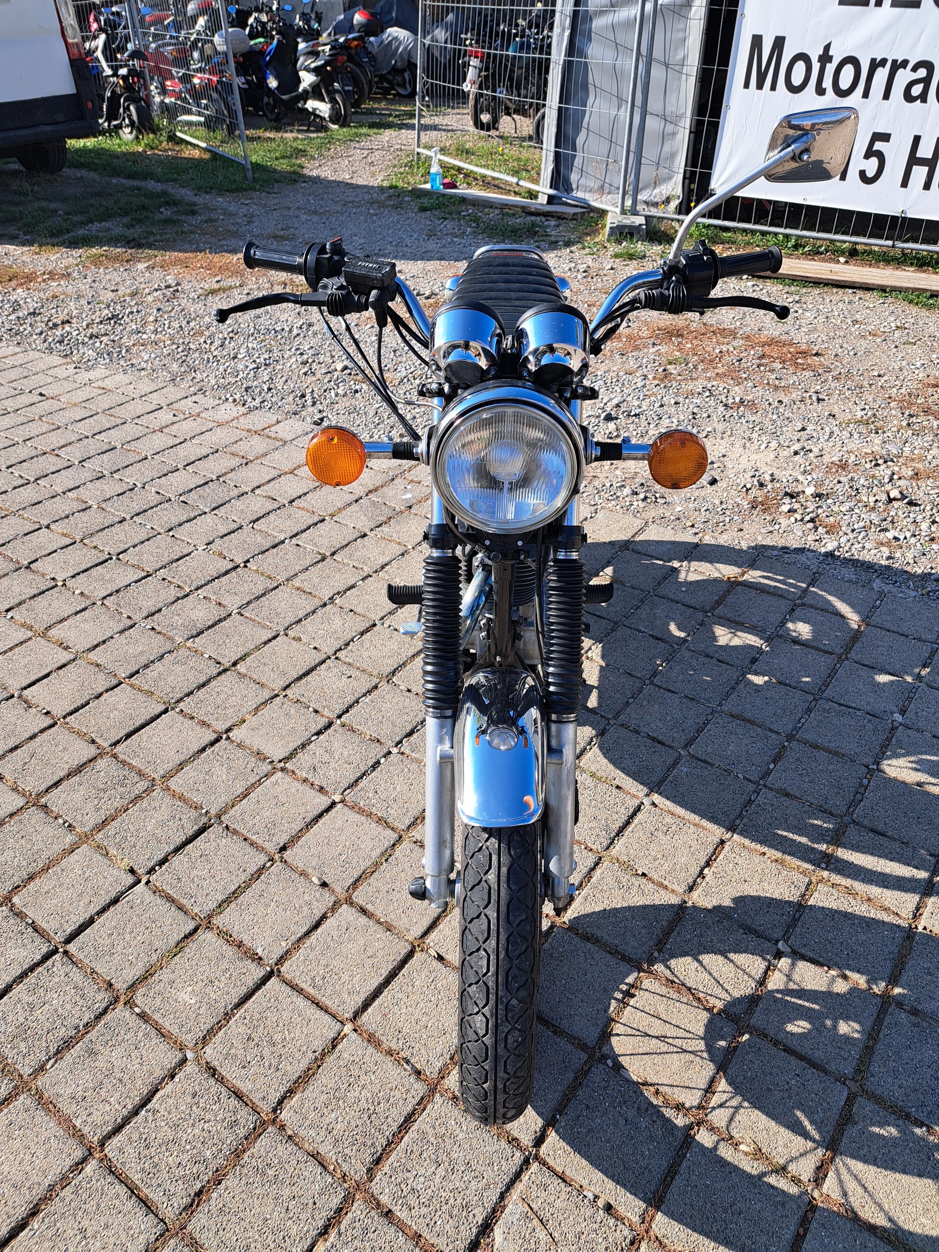 YAMAHA SR 500-image-2