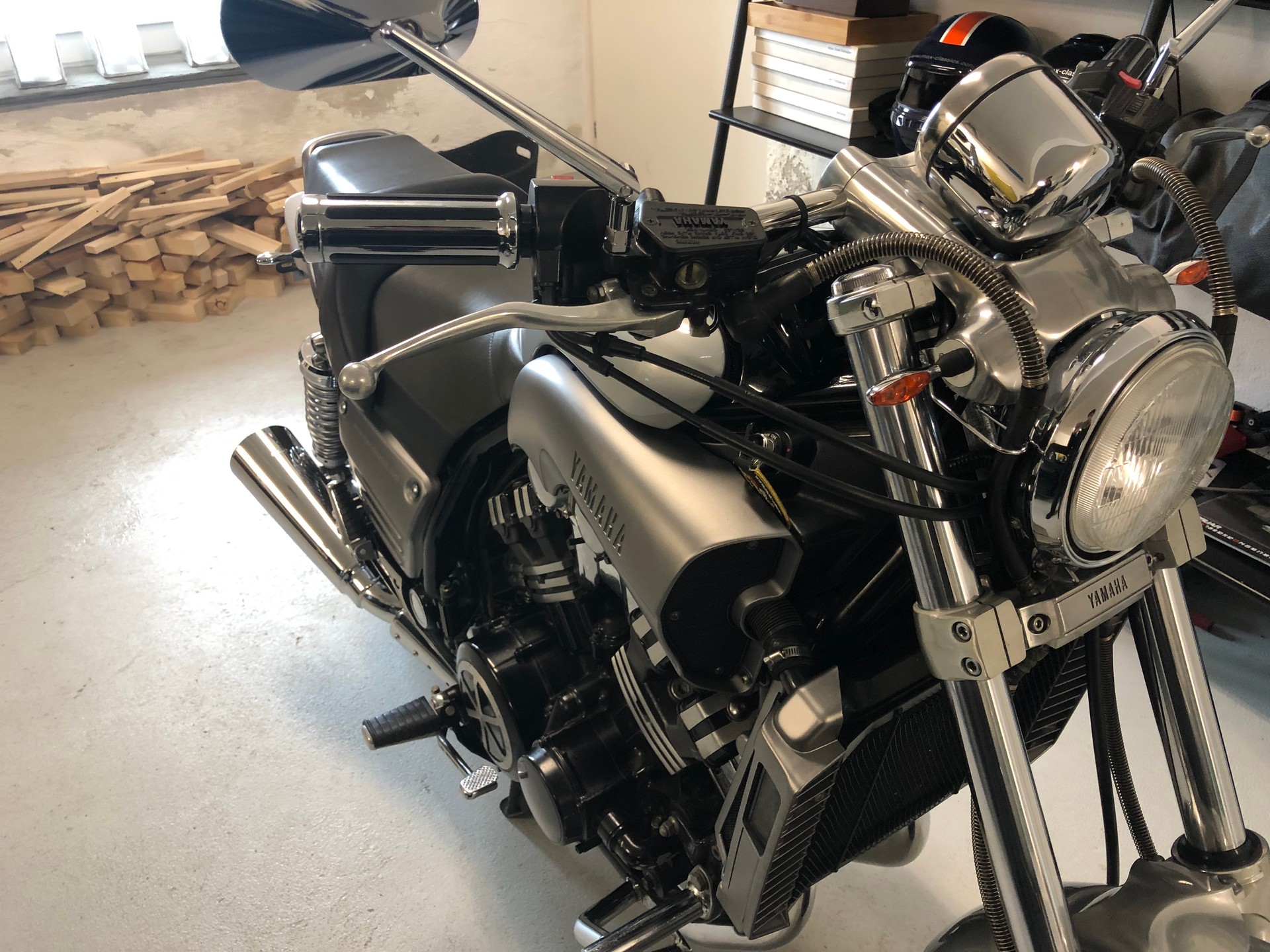 YAMAHA V-Max VMX 1200 MC-image-8
