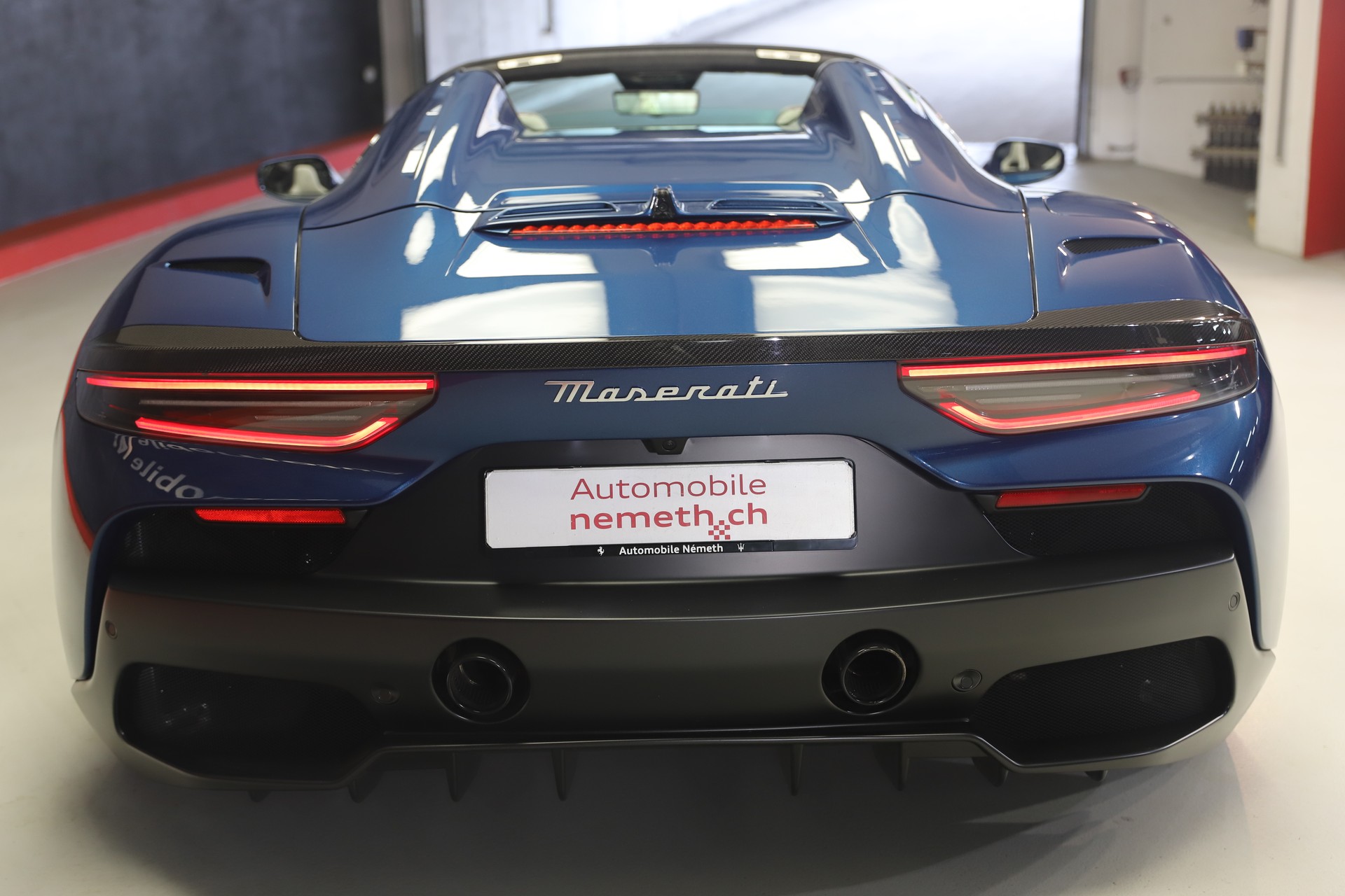 MASERATI MC 20 Cielo-showroom-element-3