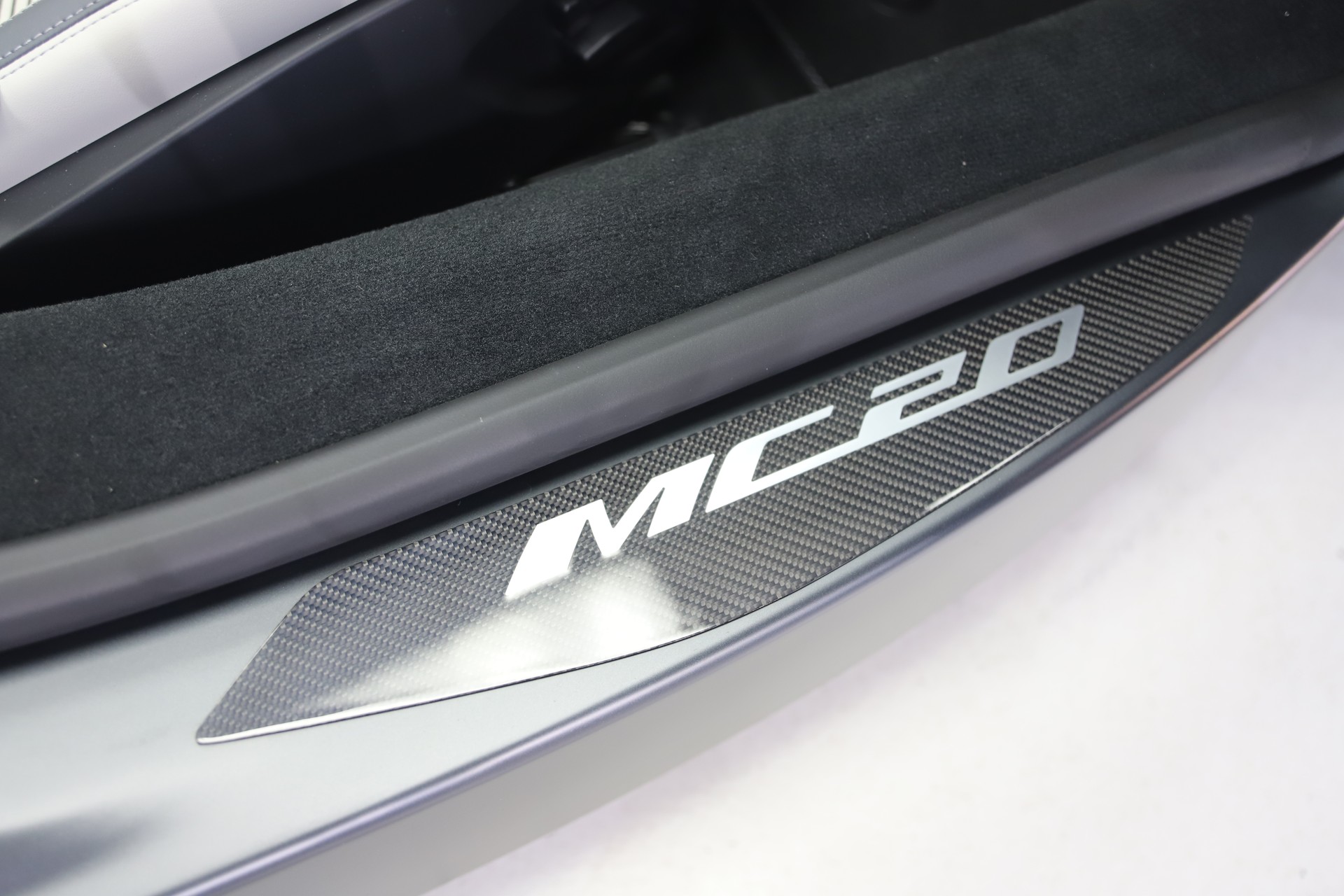 MASERATI MC 20 Cielo-image-11