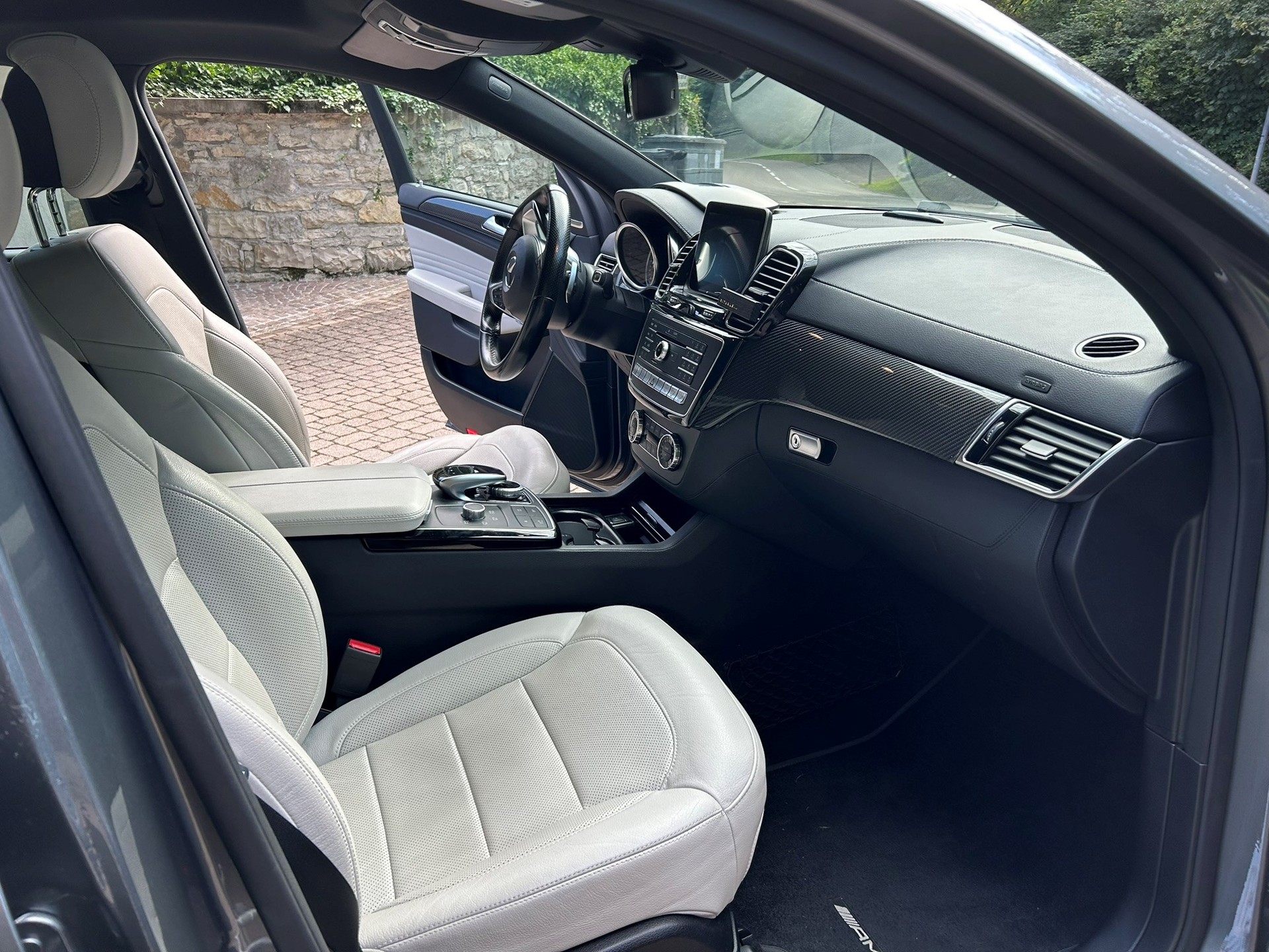 MERCEDES-BENZ GLE Coupé 43 AMG 4Matic 9G-Tronic-image-7