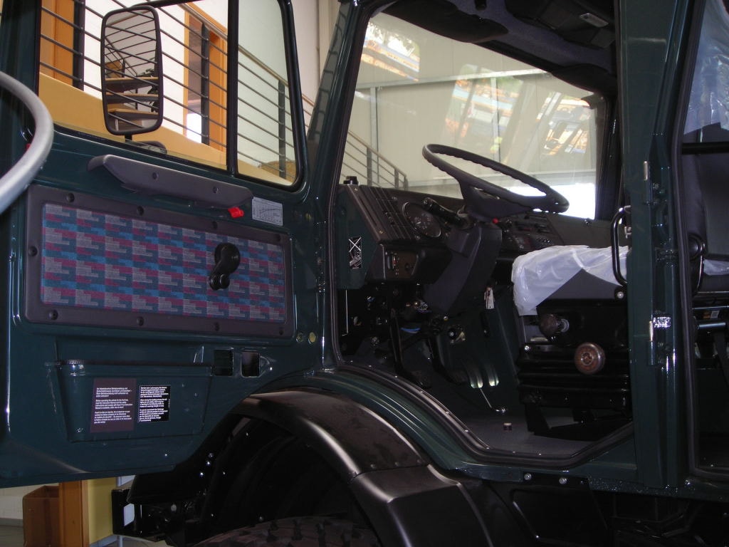 UNIMOG U2450L, U437.4-image-16