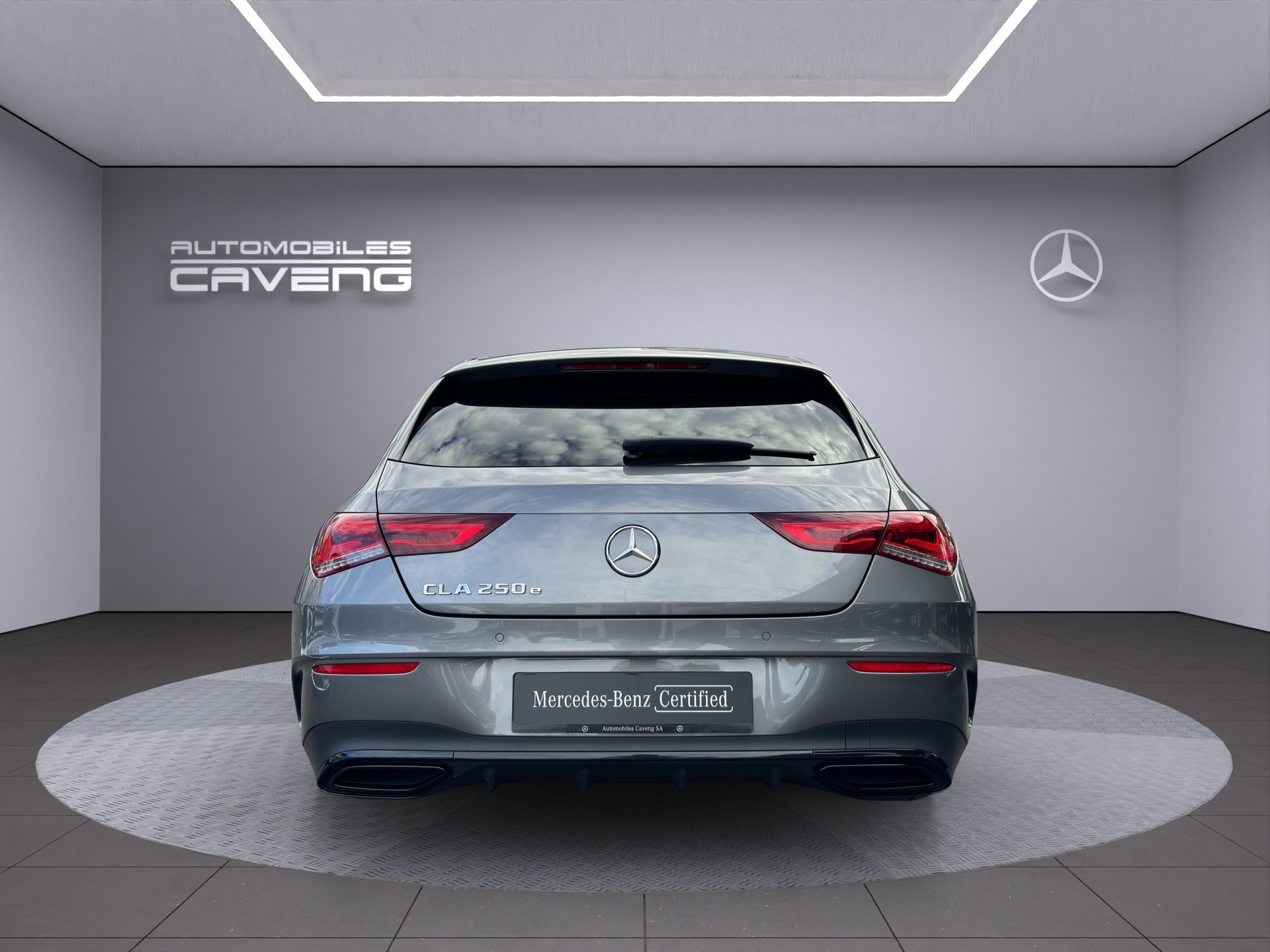 MERCEDES-BENZ CLA Shooting Brake 250 e 8G-DCT AMG Line-showroom-element-3