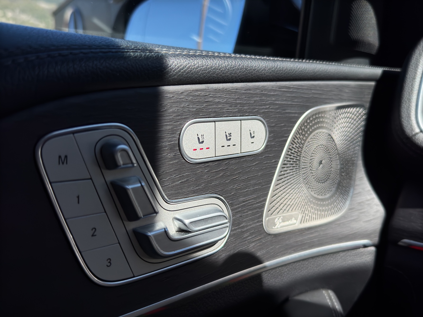 MERCEDES-BENZ GLE 350 d AMG Line 4Matic-image-29