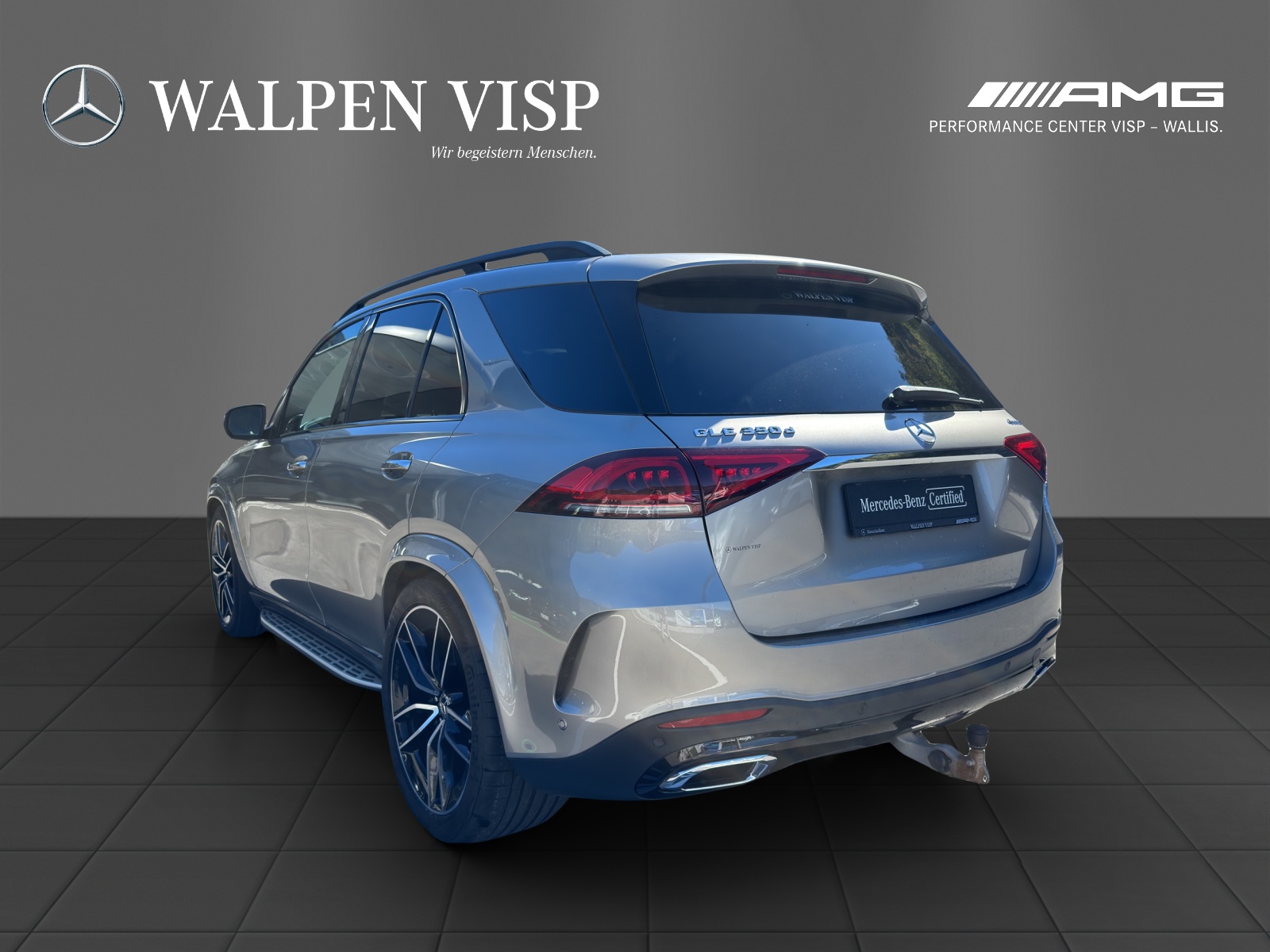 MERCEDES-BENZ GLE 350 d AMG Line 4Matic-showroom-element-3