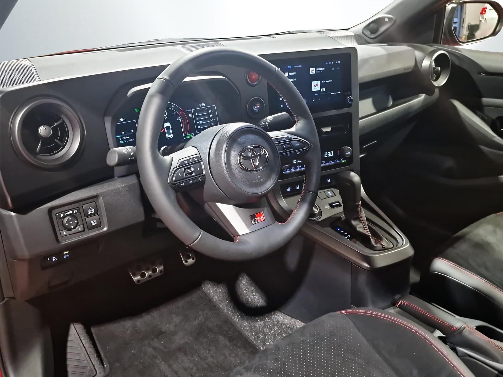 TOYOTA GR Yaris 1.6 Turbo Sport 4x4-image-9