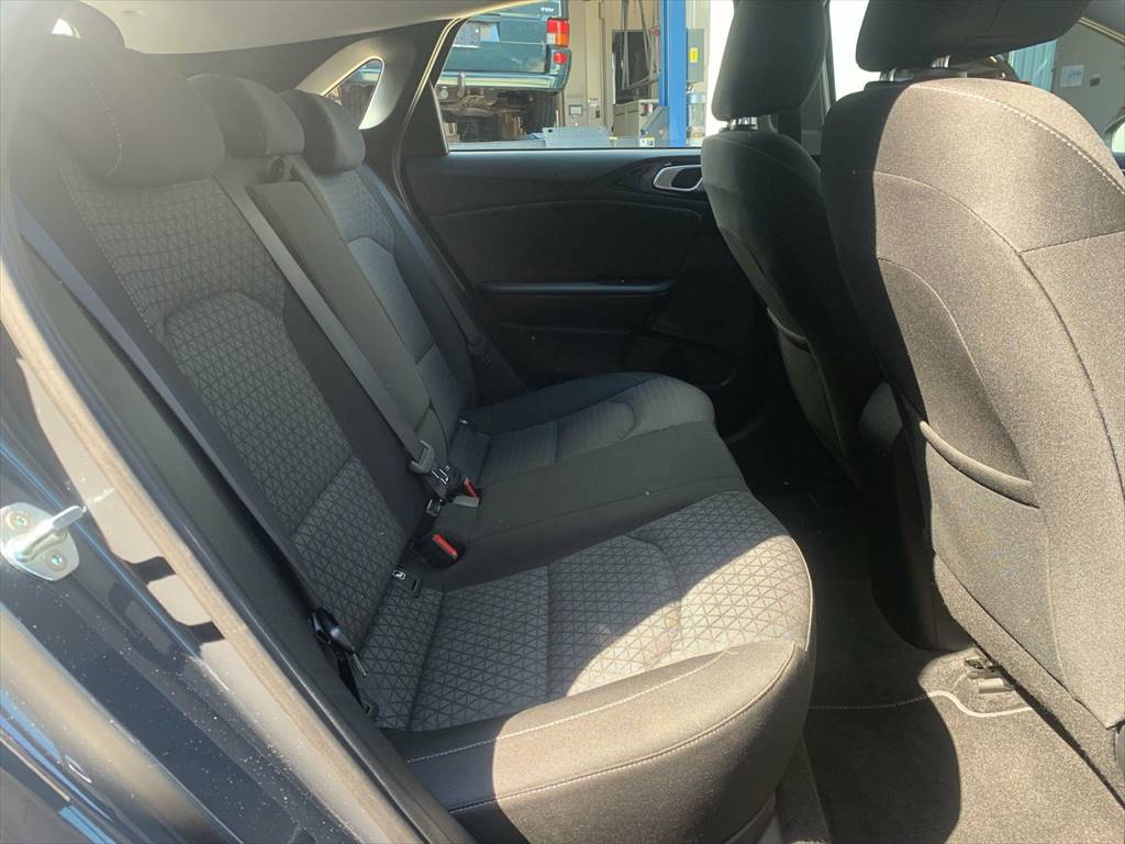 KIA Ceed 1.5 T-GDi Power-image-6