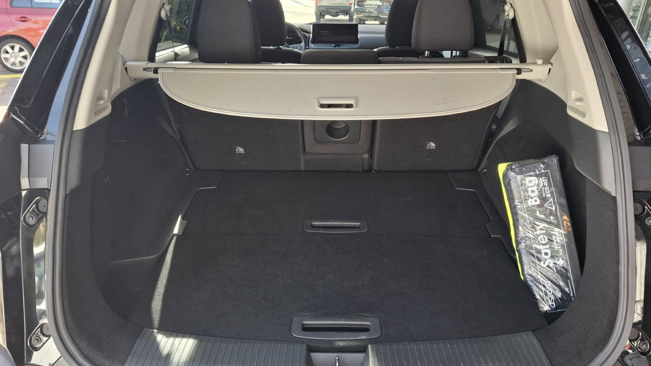 NISSAN X-Trail 1.5 VC-T N-Connecta e-4orce-image-8