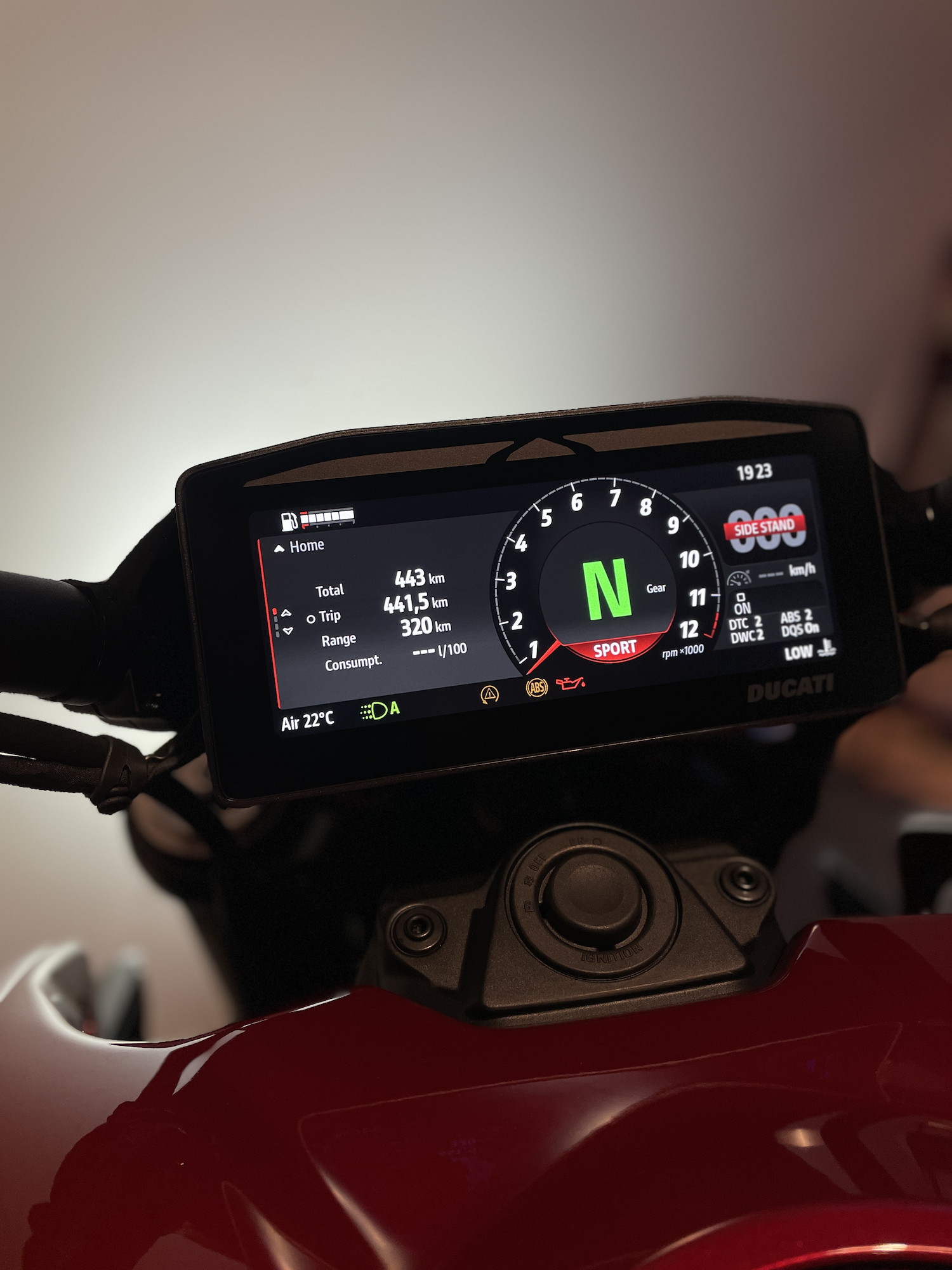 DUCATI X Diavel V4-image-4