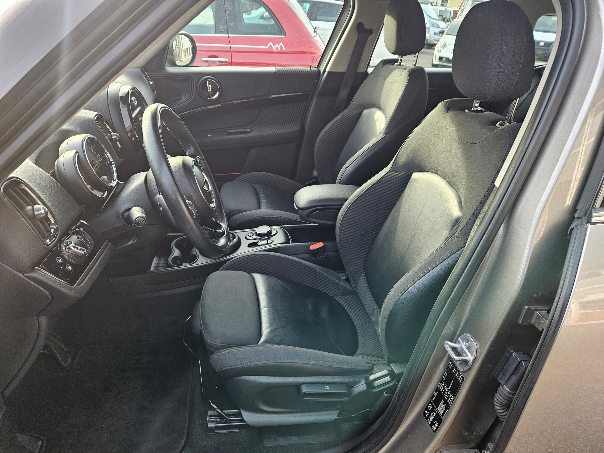MINI Countryman Cooper ALL4 Steptronic-image-4