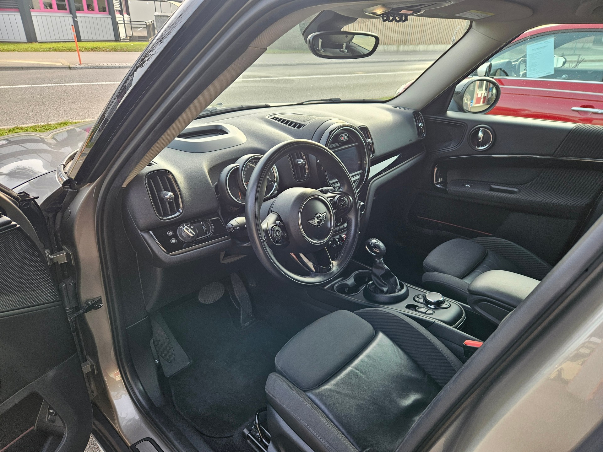 MINI Countryman Cooper ALL4 Steptronic-image-5