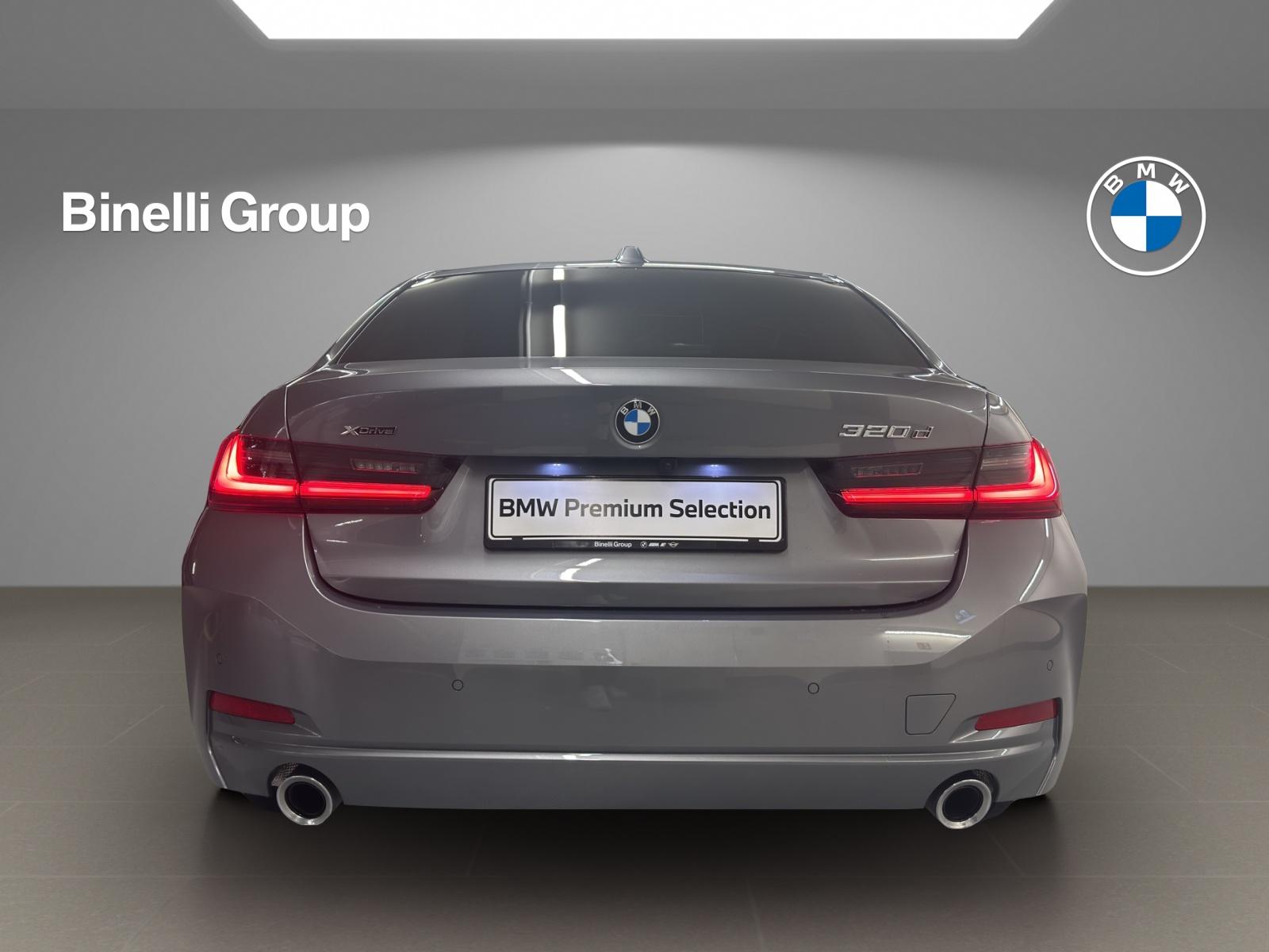 BMW 320d xDrive-showroom-element-3