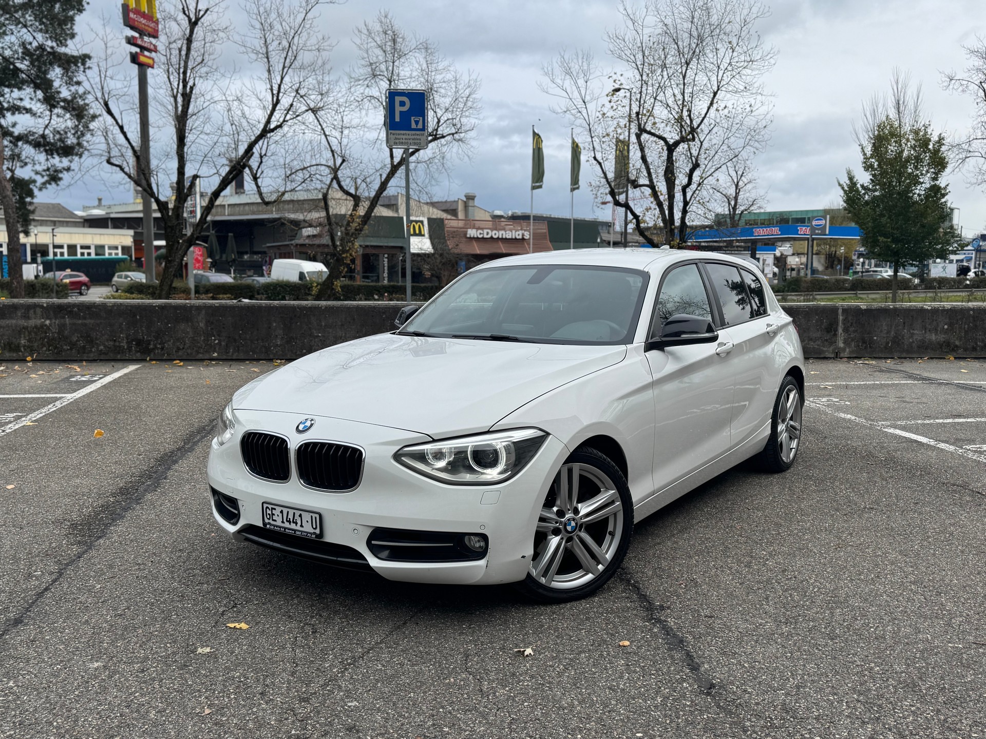 BMW 118i Sport Line Steptronic
