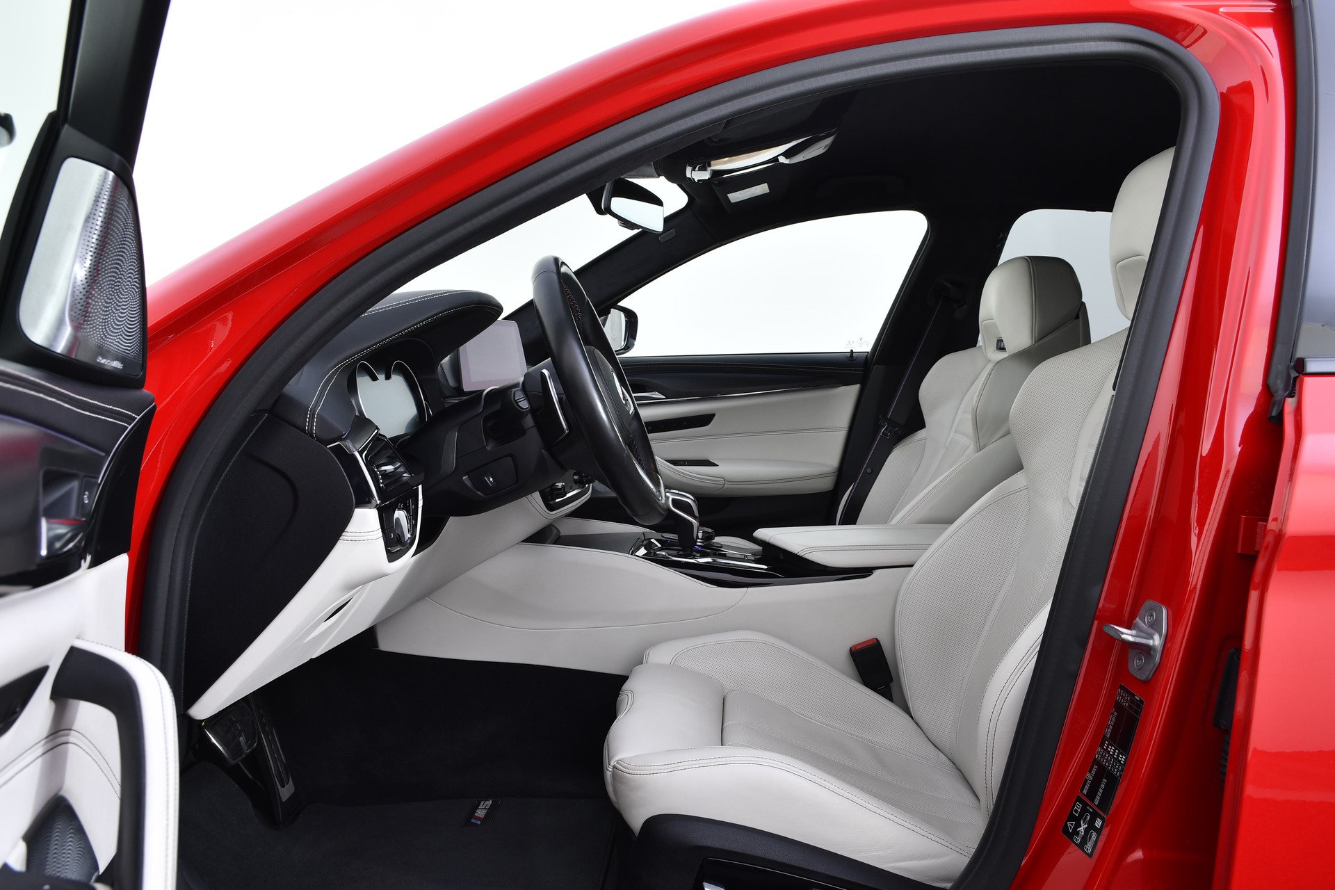 BMW M5 xDrive Competition Drivelogic-image-9