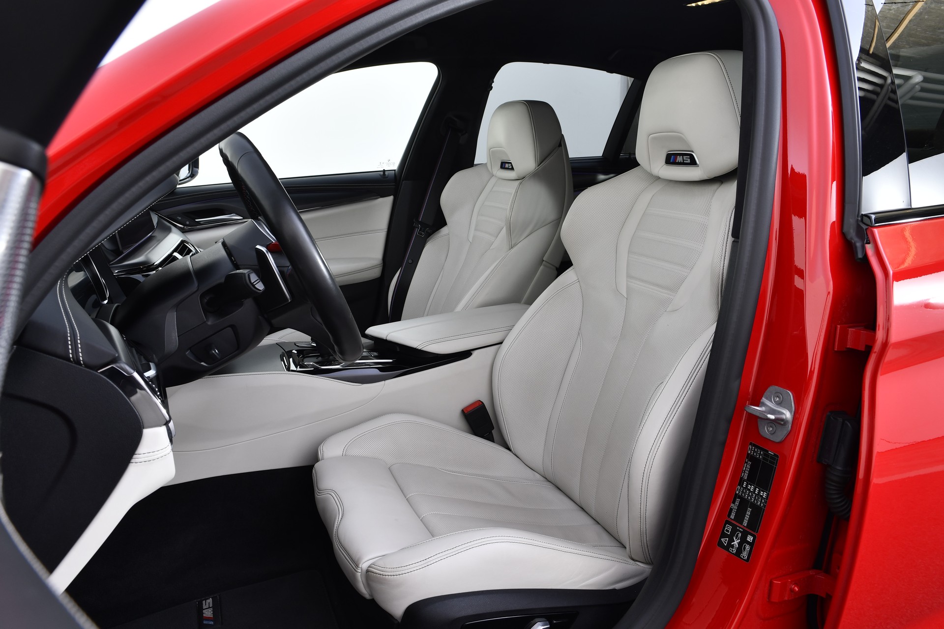 BMW M5 xDrive Competition Drivelogic-image-10