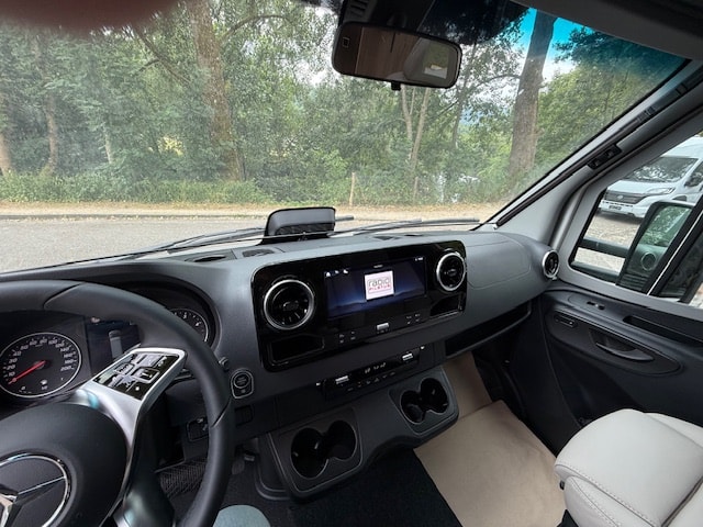 KABE Travel Master Novum 720 LGB Compact-showroom-element-2