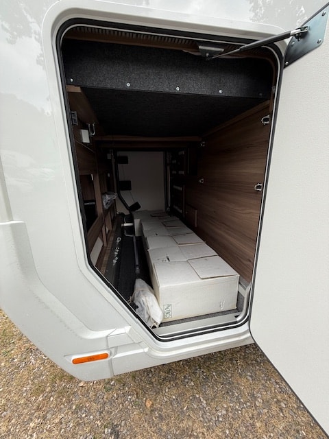KABE Travel Master Novum 720 LGB Compact-image-4