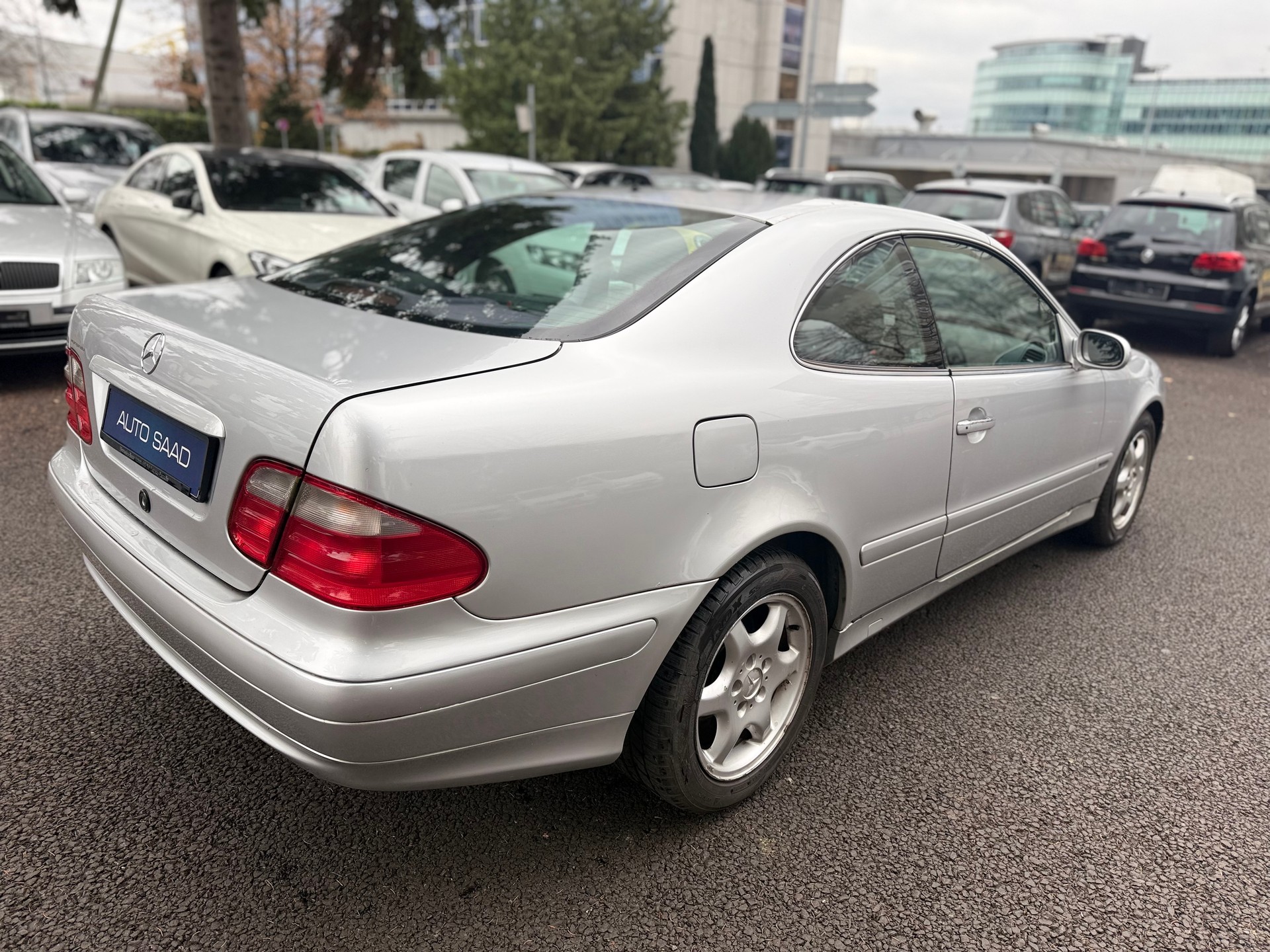 MERCEDES-BENZ CLK 230 Kompressor Elégance-image-4