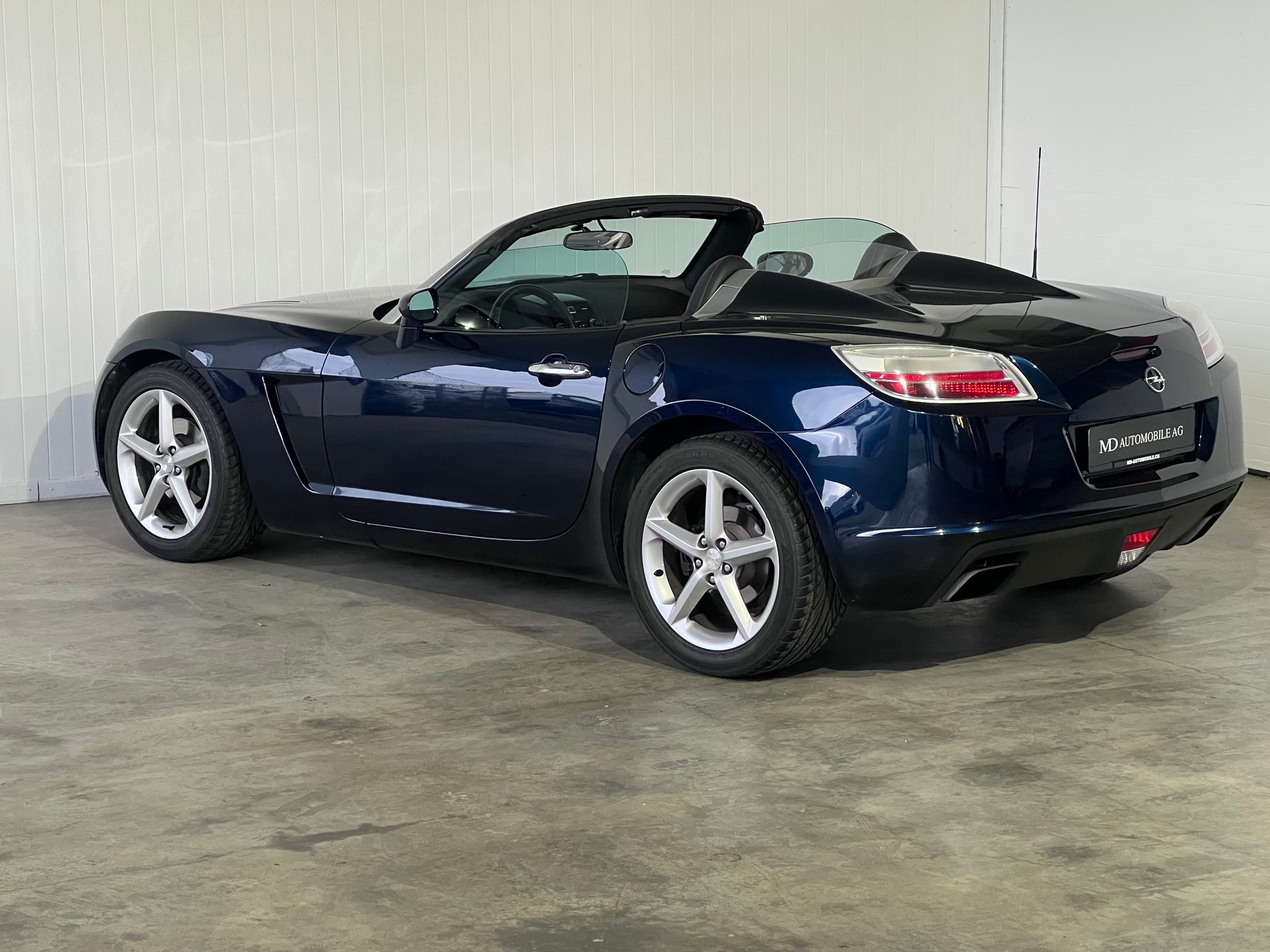 OPEL GT 2.0 Turbo-image-14