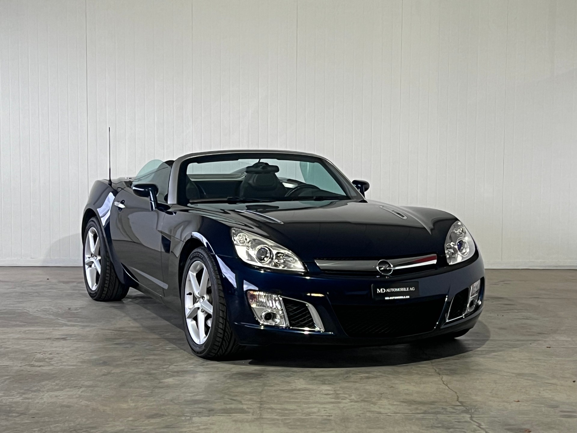 OPEL GT 2.0 Turbo-image-4