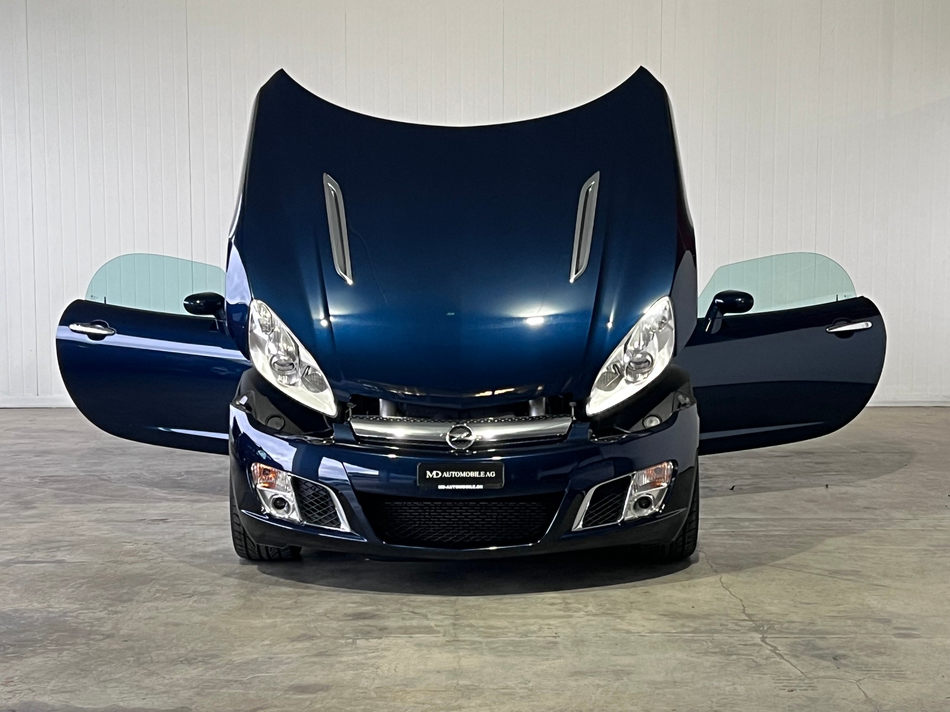 OPEL GT 2.0 Turbo-image-7