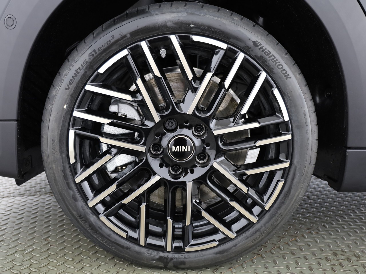 MINI Cooper 5 door S-image-19