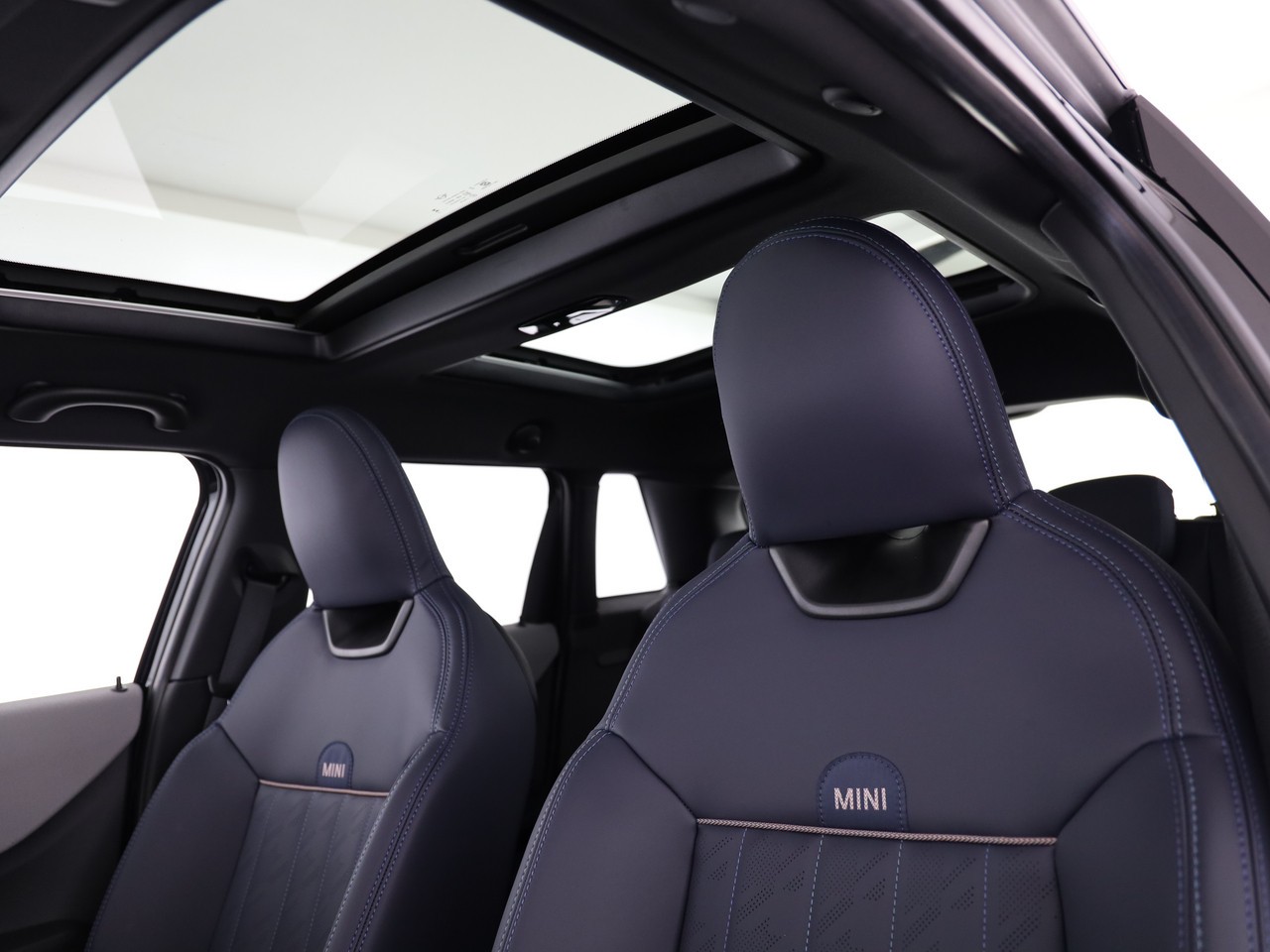MINI Cooper 5 door S-image-9
