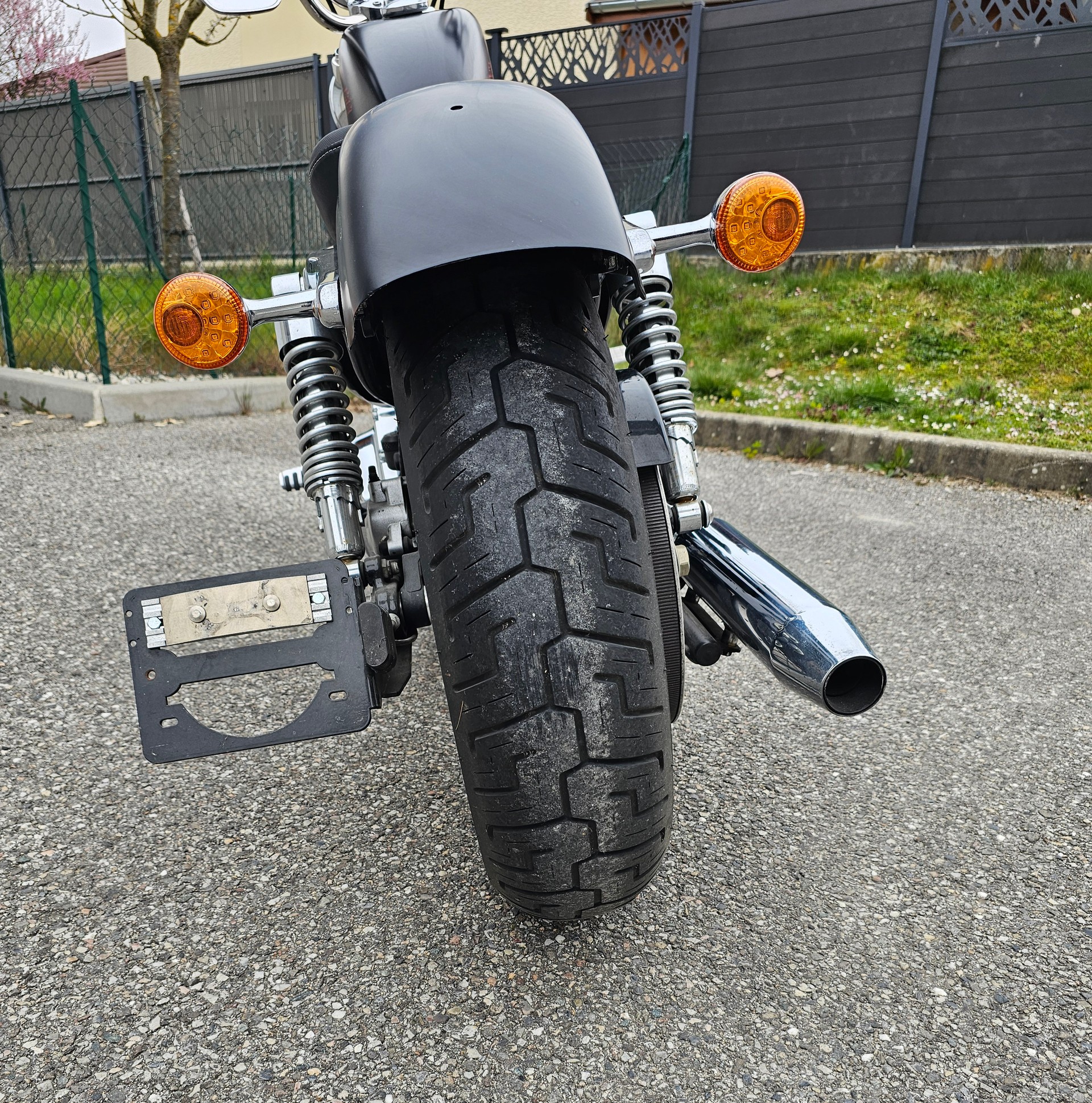 HARLEY-DAVIDSON XL 1200 V Seventy Two-image-10