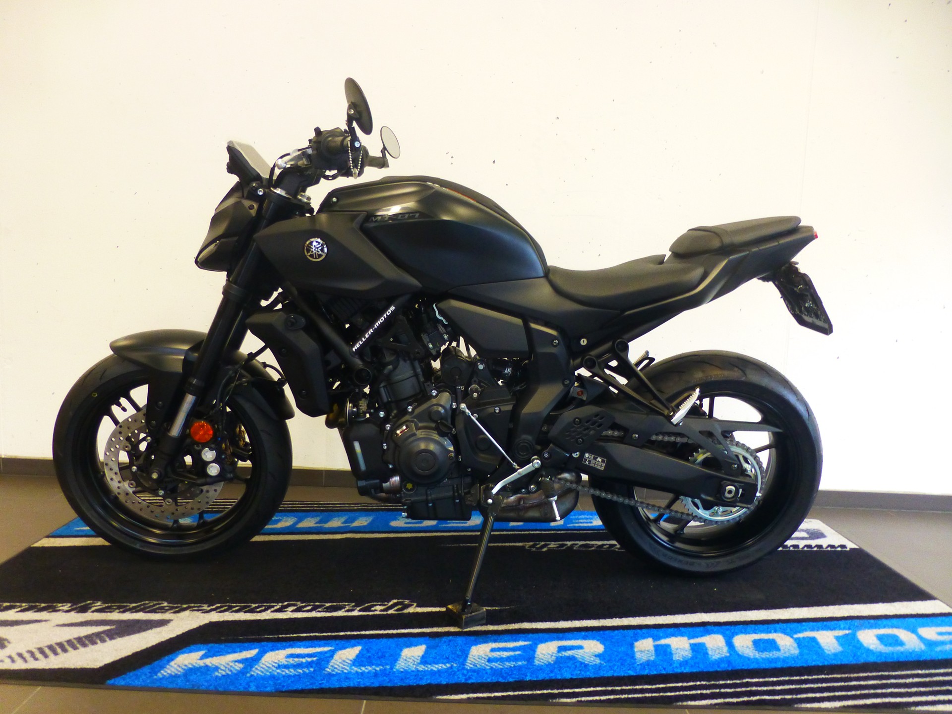 YAMAHA MT-07 (35KW) Platin-image-2