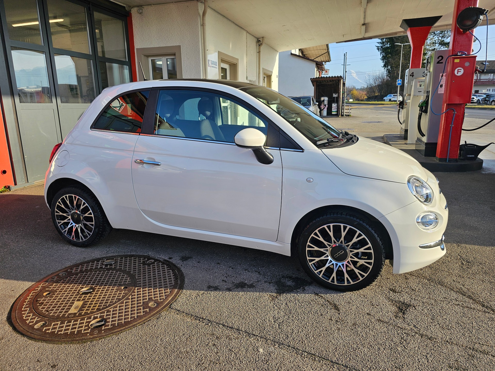 FIAT 500 1.0 N3 MildHybrid Swiss Edition-image-2