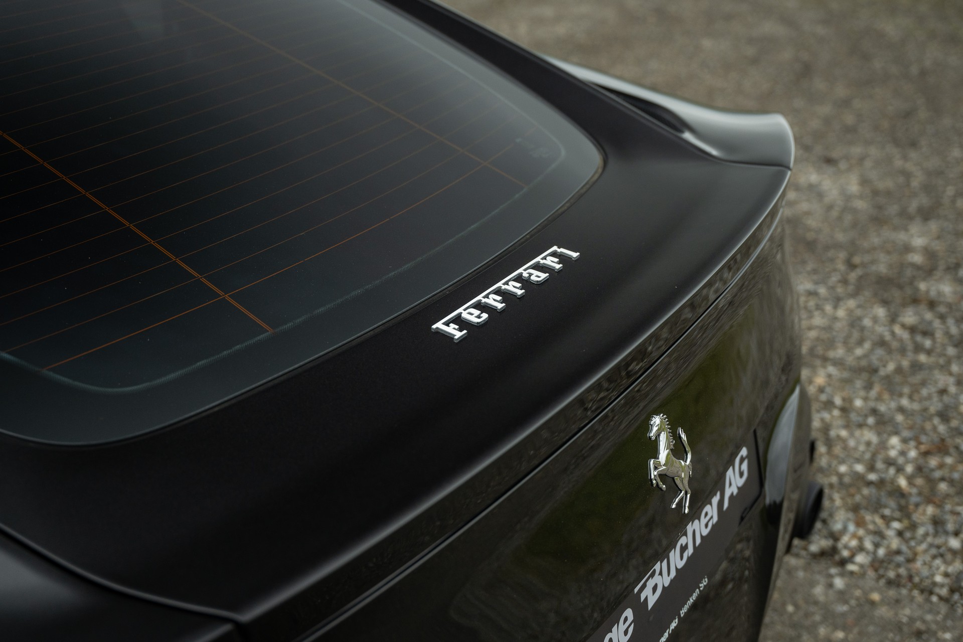 FERRARI F12 Berlinetta-image-9