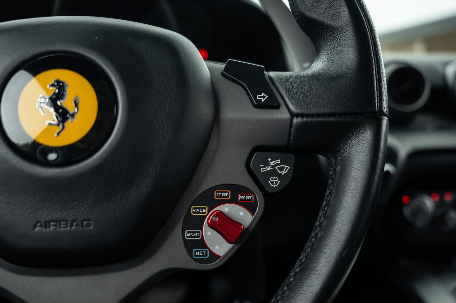 FERRARI F12 Berlinetta-image-22