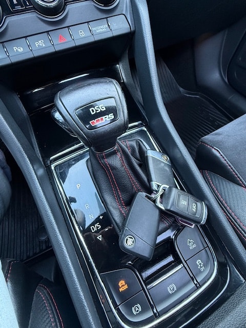 SKODA Kodiaq 2.0 Bi-TDI SCR RS 4x4 DSG-image-14