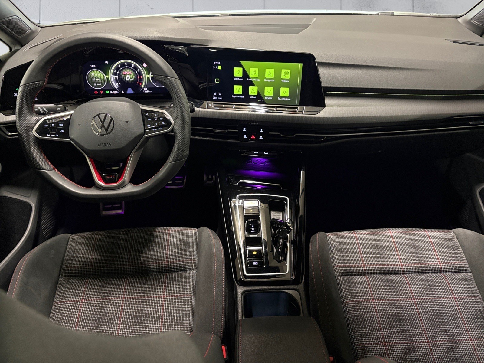 VW Golf 2.0 TSI GTI DSG/Caméra de recul/ Pack hiver / GPS / CarPlay-image-10