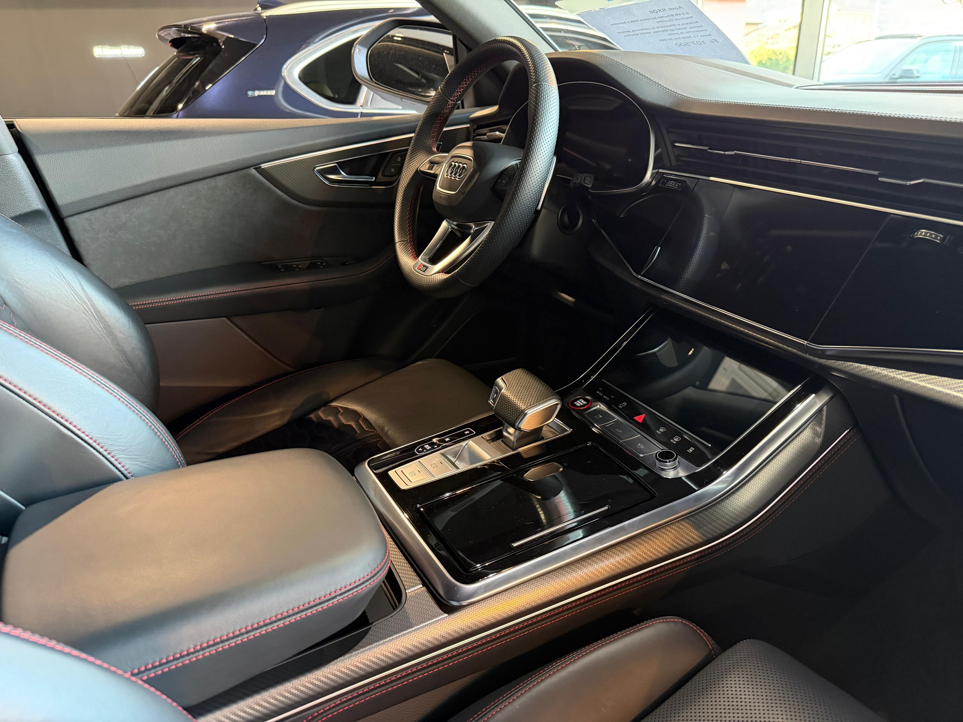 AUDI RSQ8 quattro tiptronic-image-14
