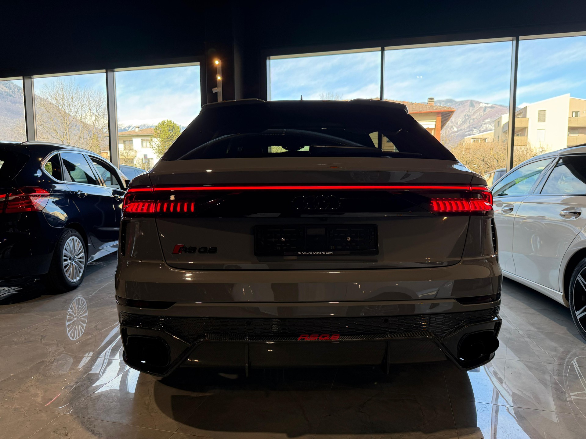 AUDI RSQ8 quattro tiptronic-image-5