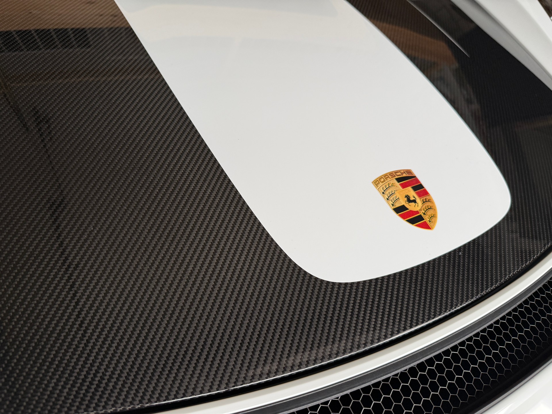 PORSCHE 718 Boxster Spyder RS WEISSACH CH (Modell 2025) Automat-PDK-image-2