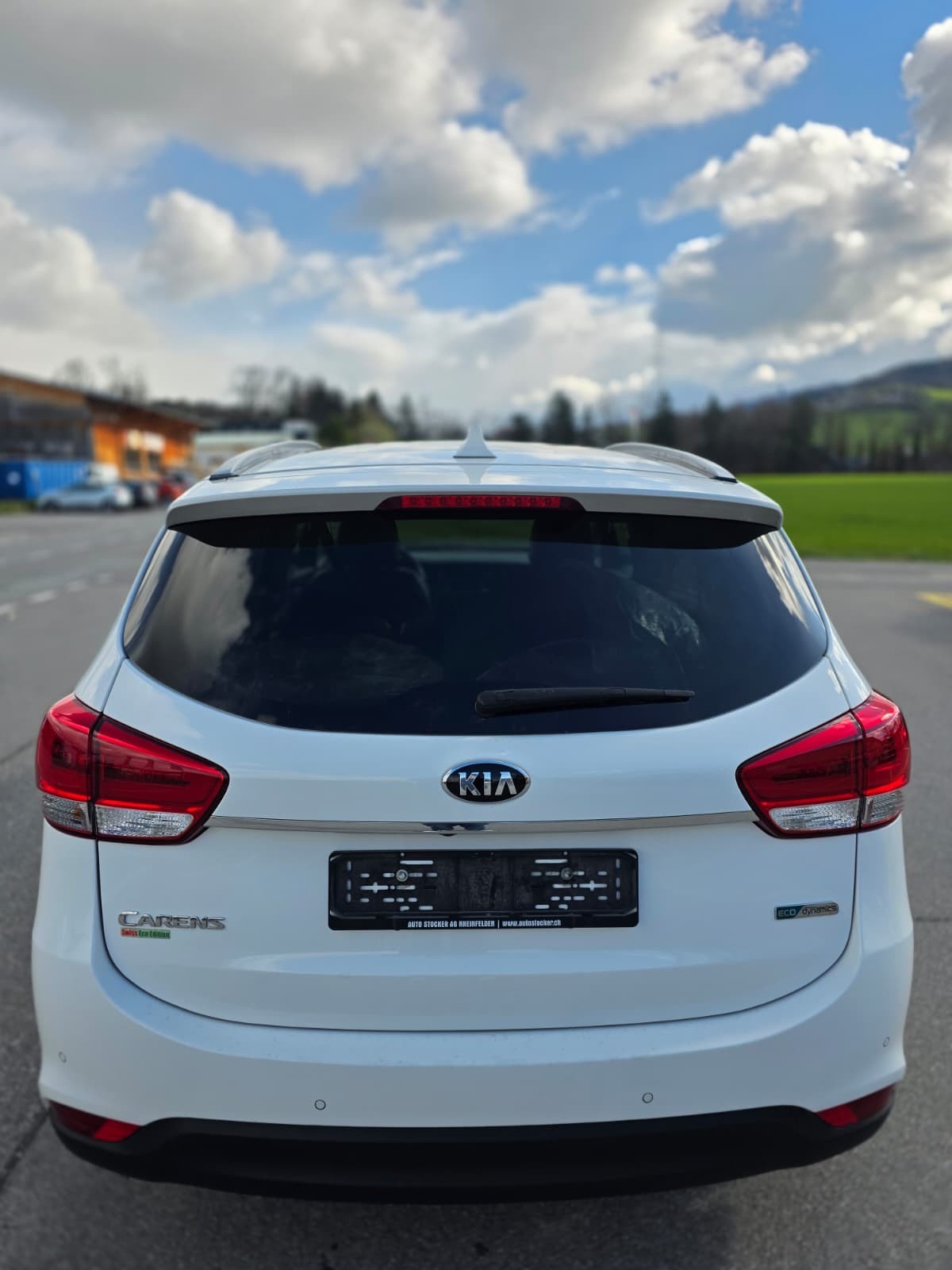 KIA Carens 1.7 CRDi Trend DCT-image-5