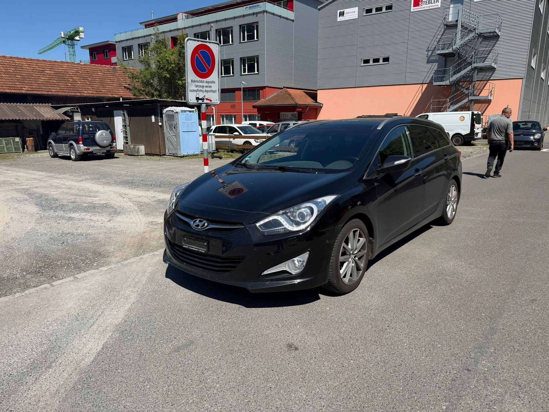 HYUNDAI i40 Wagon 1.7 CRDI Premium Automatic-showroom-element-1