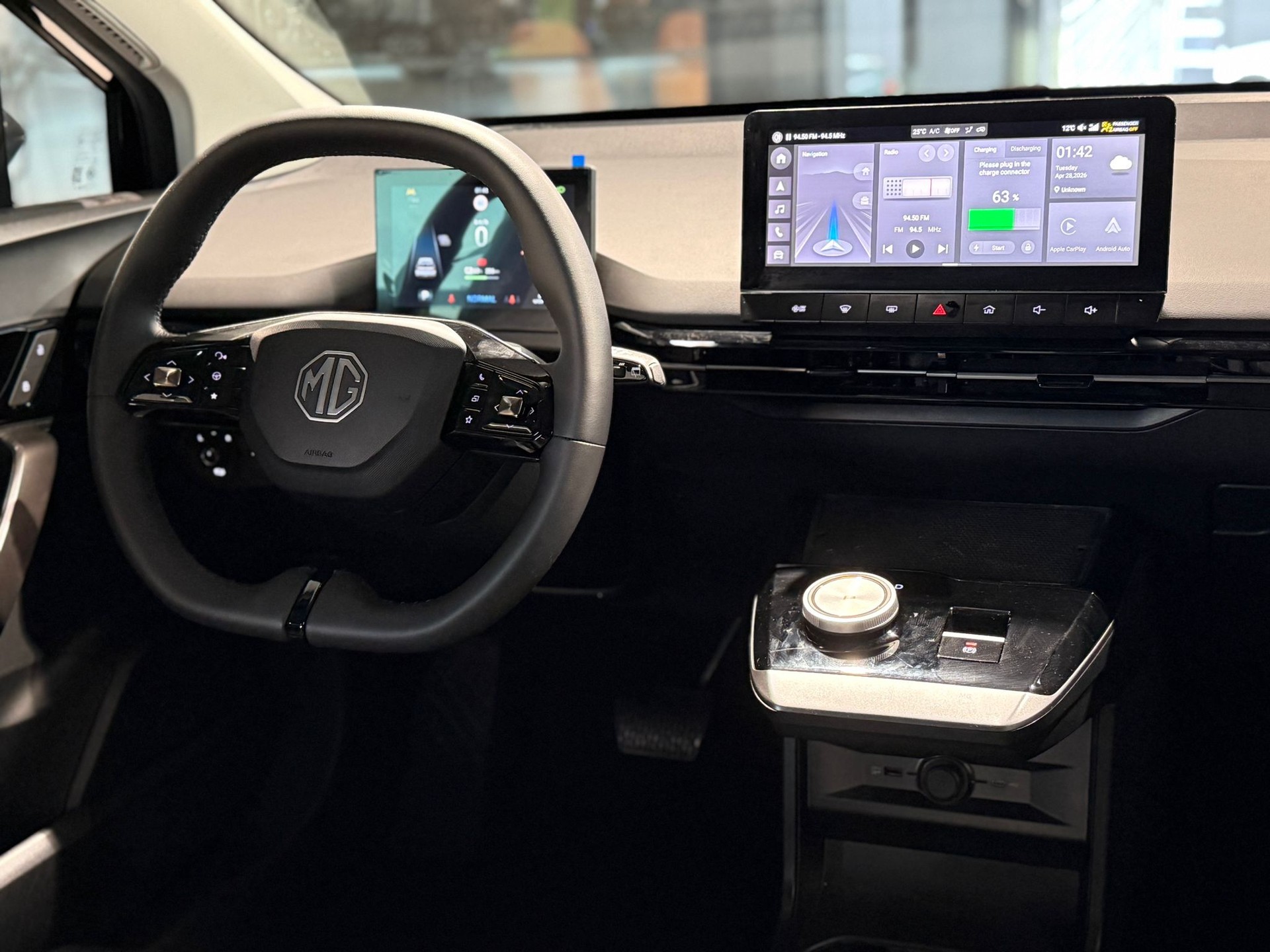 MG 4 EV 64kWh Luxury-image-9