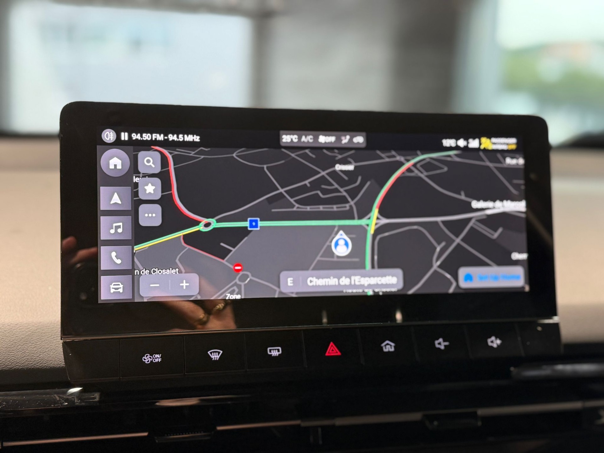 MG 4 EV 64kWh Luxury-image-15