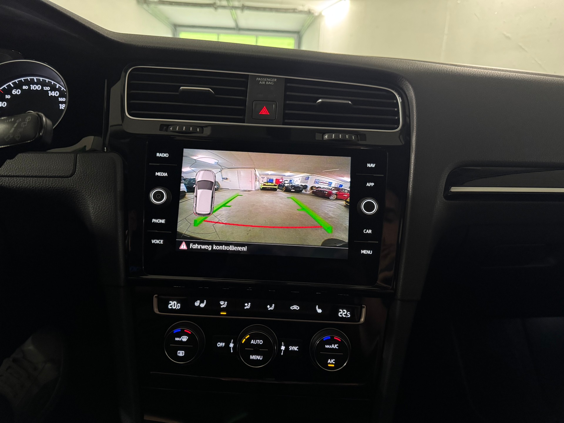 VW Golf 1.5 TSI EVO Highline DSG CH-Fahrzeug, 1-Hand-image-12
