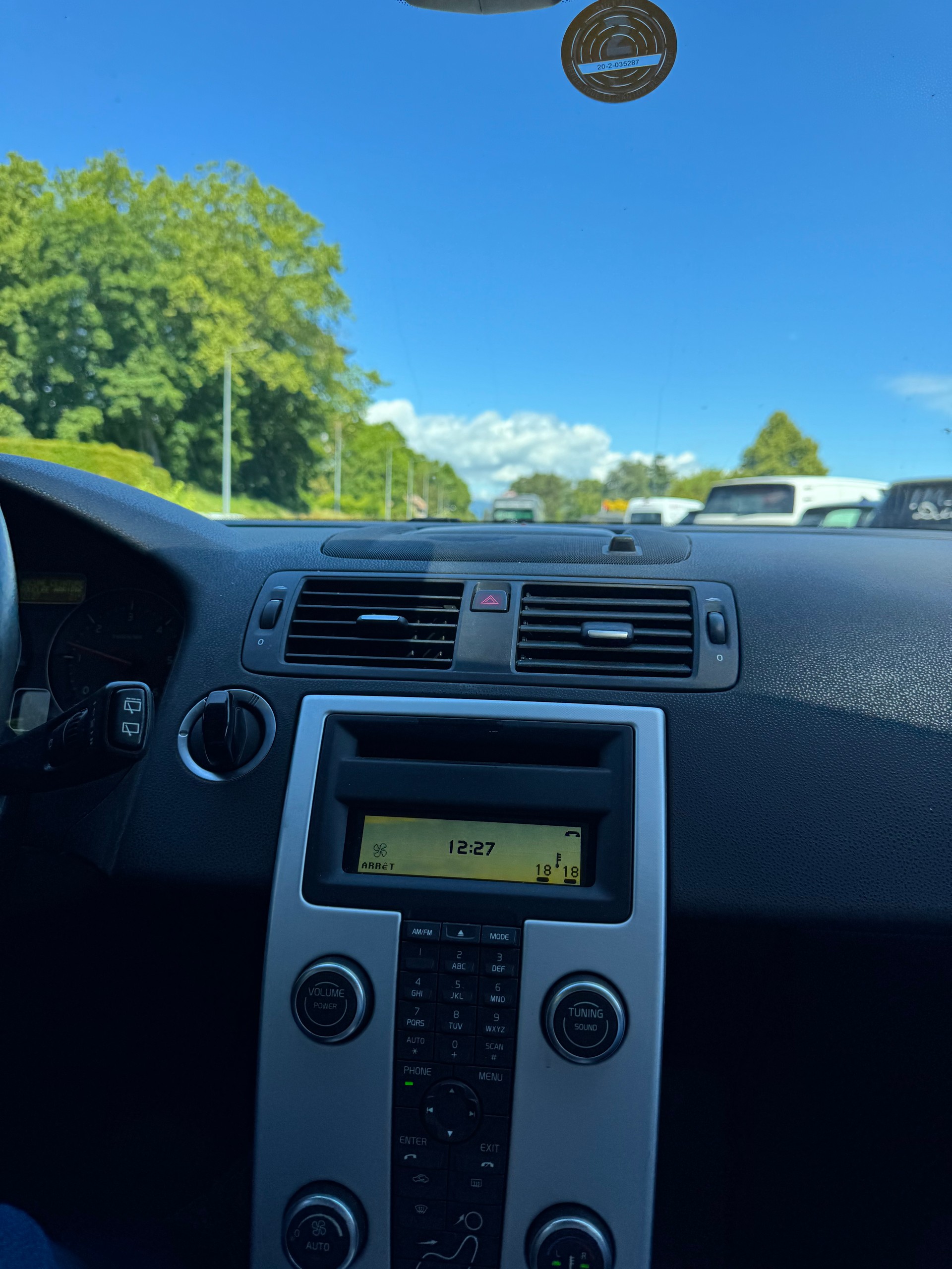 VOLVO V50 D3 Momentum Geartronic-image-12