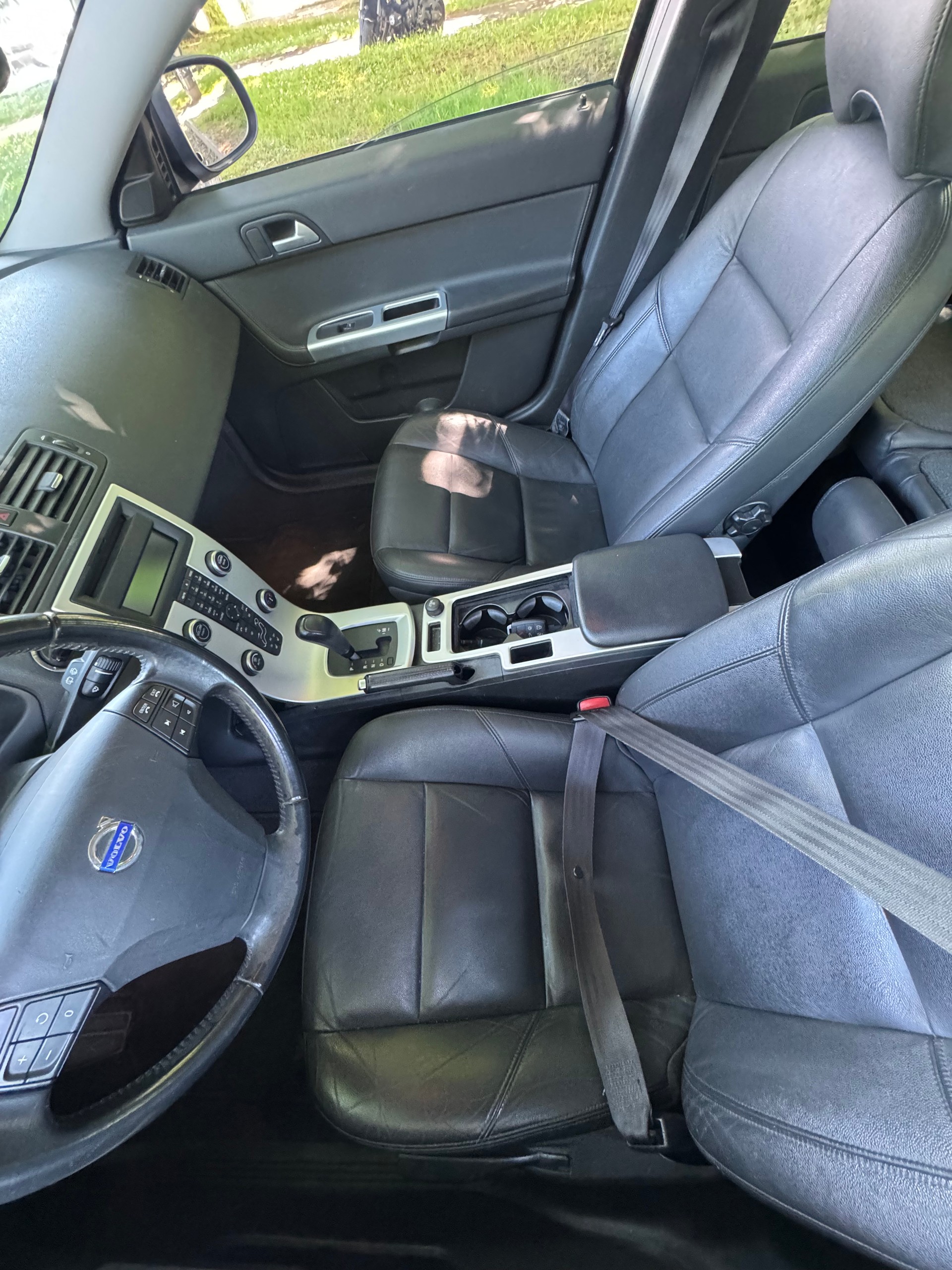 VOLVO V50 D3 Momentum Geartronic-image-11