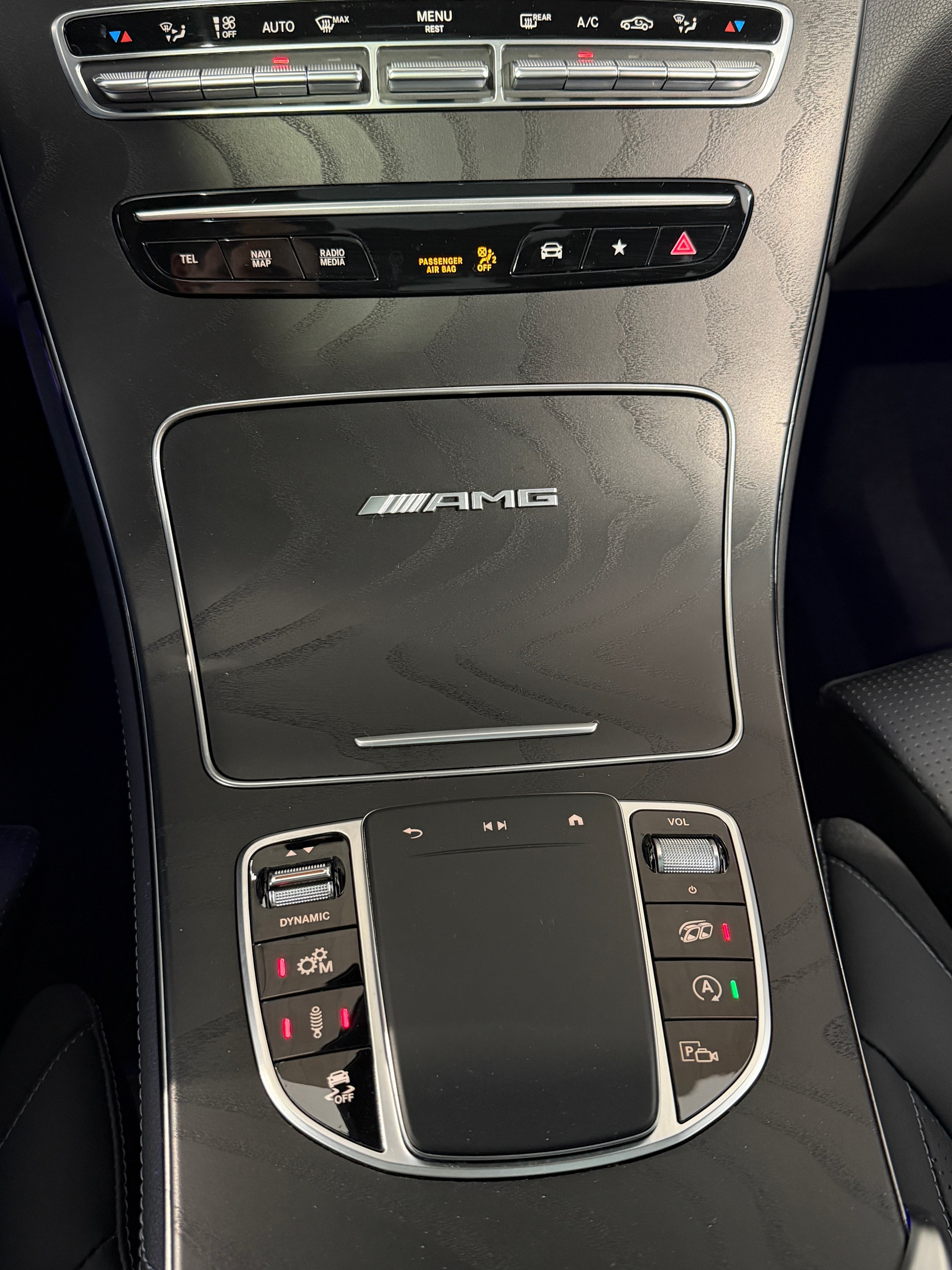 MERCEDES-BENZ GLC 63 S AMG 4Matic 9G-Tronic-image-11
