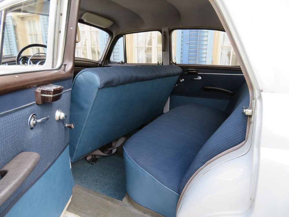 MERCEDES-BENZ 180 B-image-7