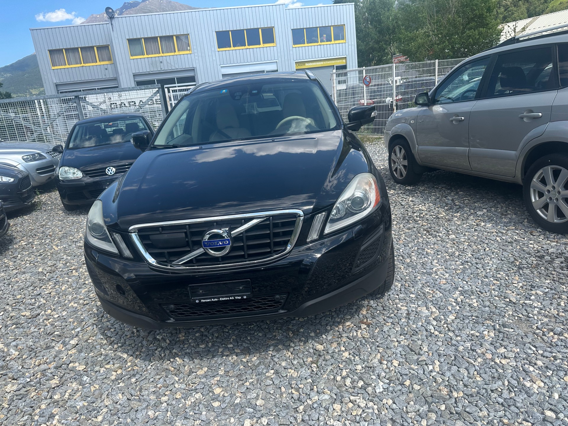 VOLVO XC60 D3 AWD Summum Geartronic-image-3